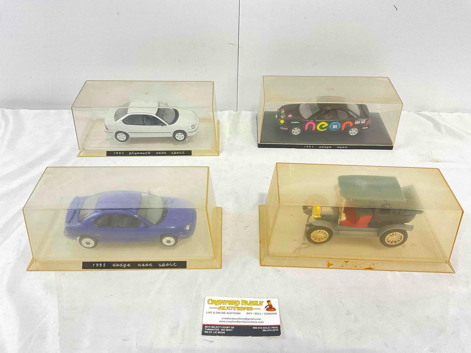 4 pcs Vintage Plastic Model Car Models in Acrylic Cases, '95 Dodge Neon & More! See pics. (1 of 9)
