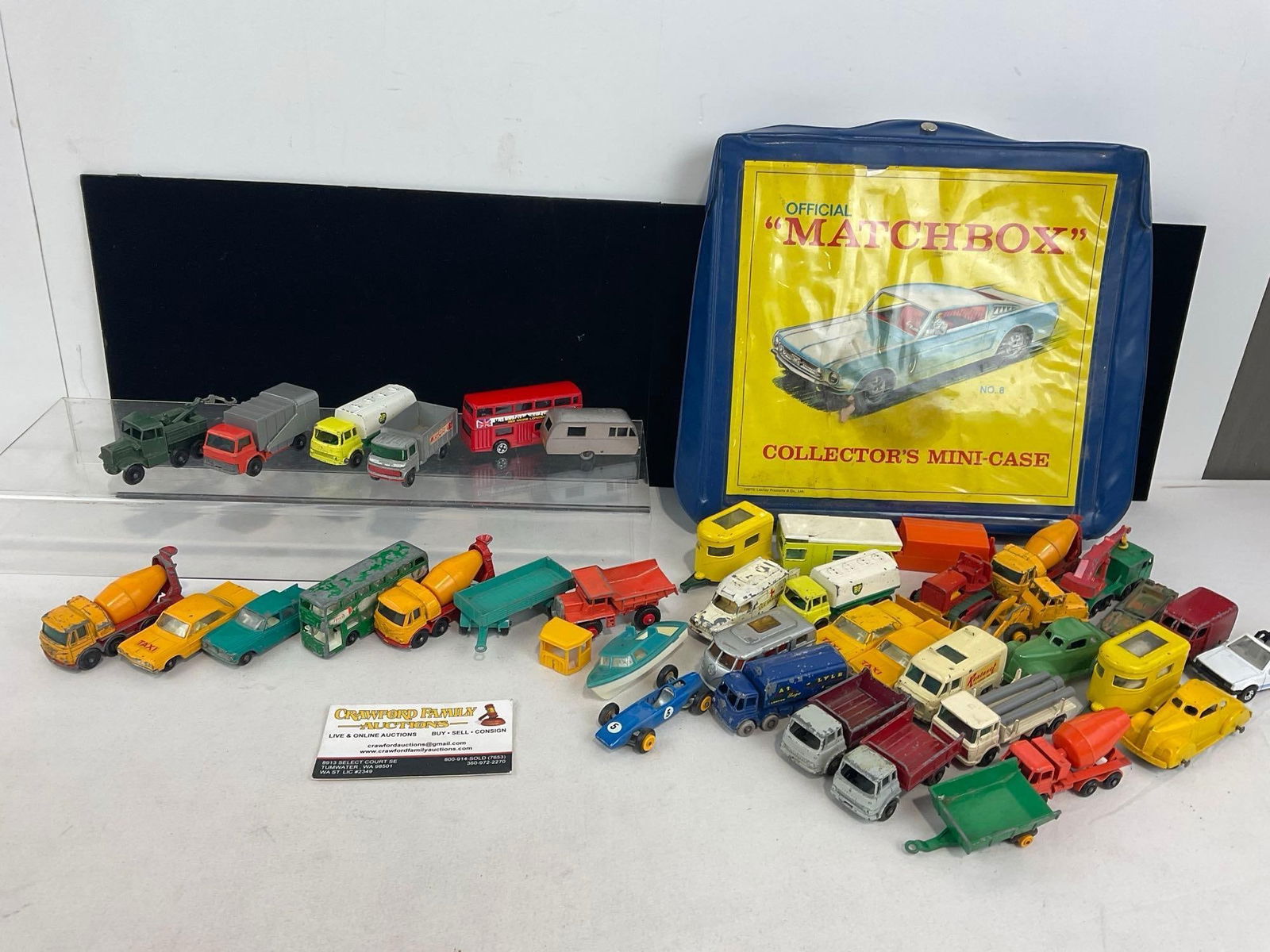 Collection of Diecast Cars, Matchbox, Lesney, Tootsietoy, various types of car, Double decker bus...: More. Appears to be in fair to good shape, there is some pieces missing some finish. The piece measures approx 4h x 10w x 12.5d inches. See pics. E-4400