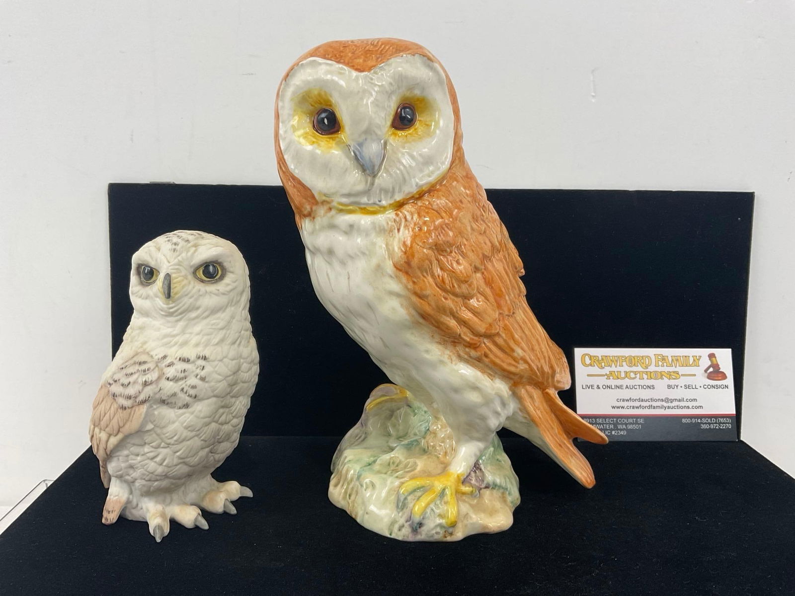 Pair of Ceramic Owl Figures, Beswick England 1046 & Edward Marshall Boehm #40122: Appears to be in good shape. The pieces together measures approx 4h x 10w x 6d inches. See pics. E-4030