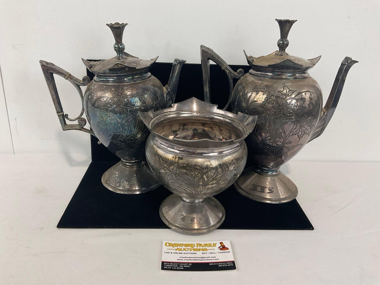 3 Middletown Plate Co Triple Plate Pieces, Sugar Bowl, Teapot & Coffee Pot, Footed Marked #1882: Appears to be in good shape. The piece measures approx 9h x 13w x 13d inches. See pics. E-4460