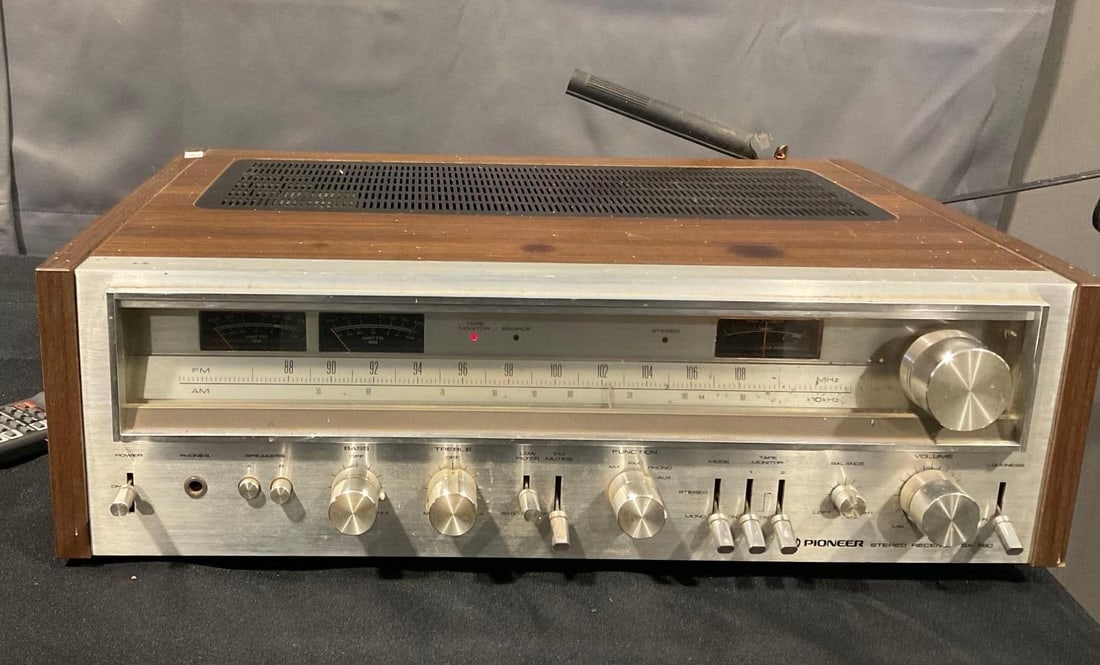 Pioneer Stereo Receiver Model no SX-780, tested & working (1 of 4)