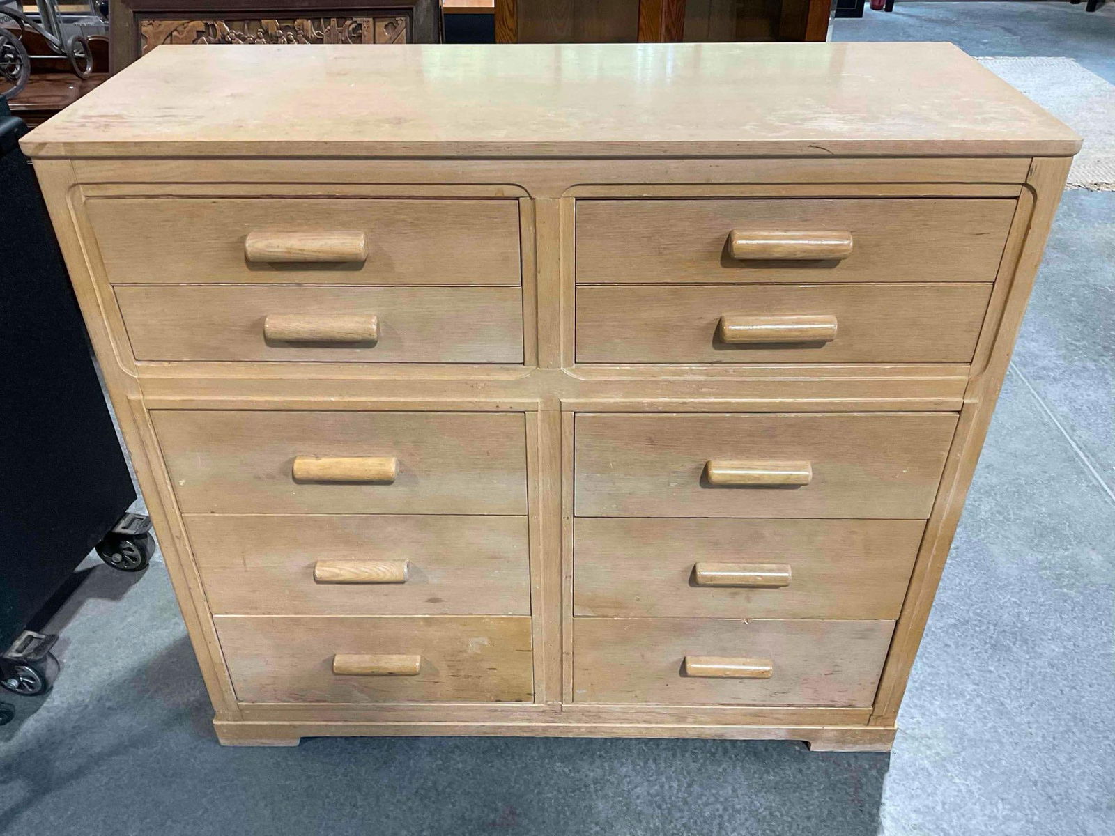 Vintage Kent Coffey The Cynosure Dawn Oak Dresser w/ 10 Drawers. Very Good Condition.: Vintage Kent Coffey The Cynosure Dawn Oak Dresser w/ 10 Drawers. Very Good Condition. Minor wear indicative of age, great mid century modern piece with dovetailed drawers. Measures 50" x 19" x 46" DM-
