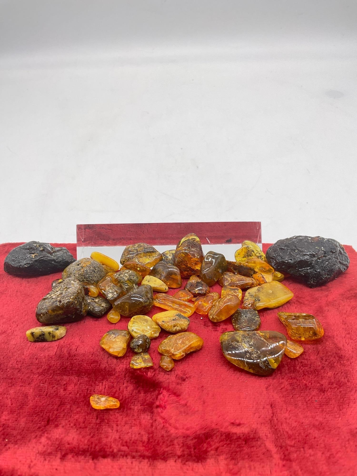 Large collection of authentic Baltic and Burmese amber nuggets in various sizes: JC-1554