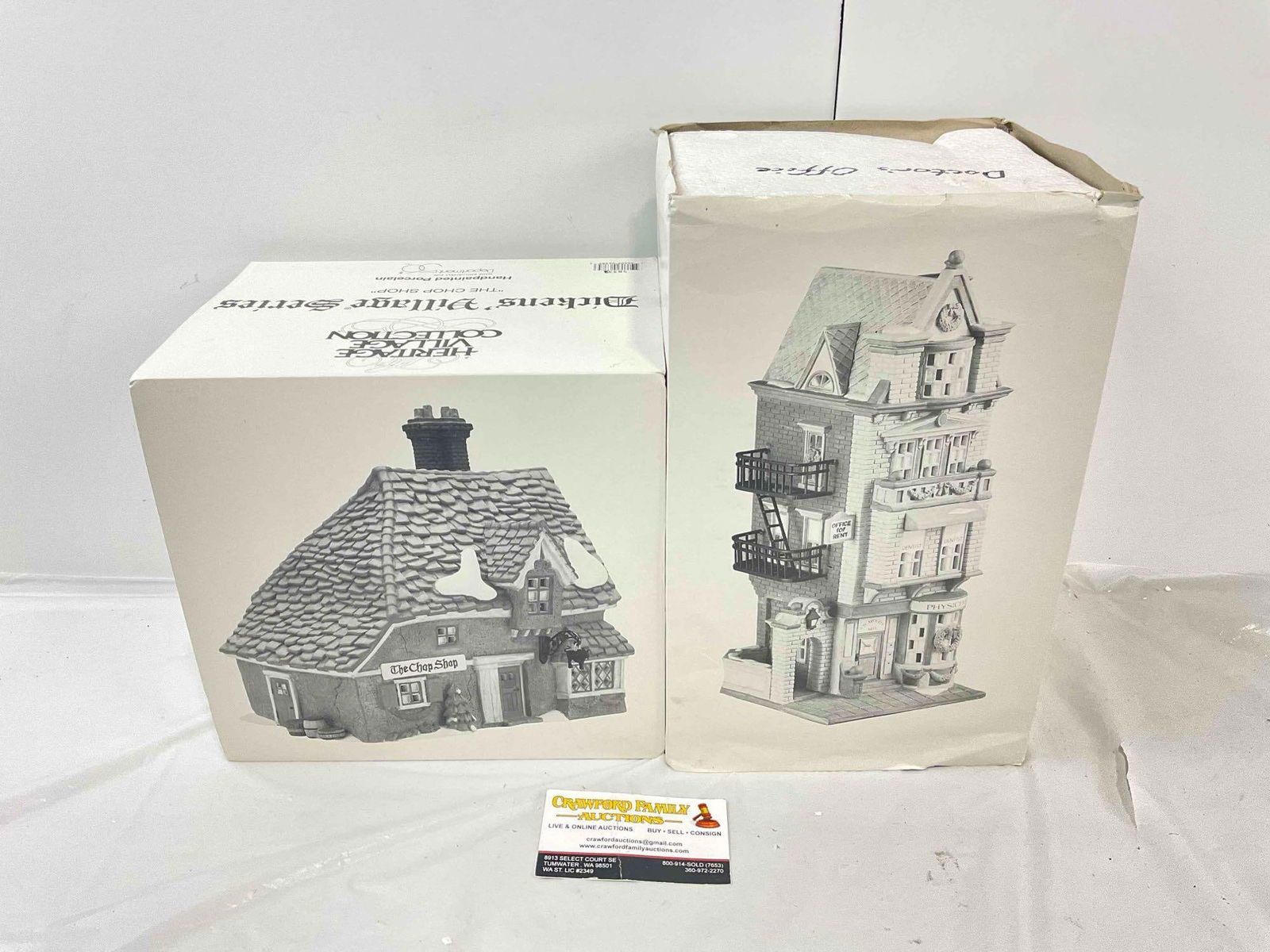 2 pcs Vintage Department 56 Heritage Village Ceramic Houses. Excellent Condition. See pics. (1 of 6)