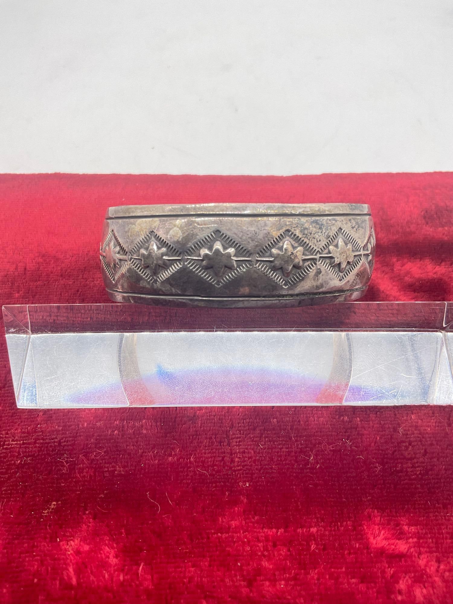 Rare Vintage Signed Douglas Etsitty , Navajo Overlay sterling cuff bracelet 30.40 grams (1 of 4)