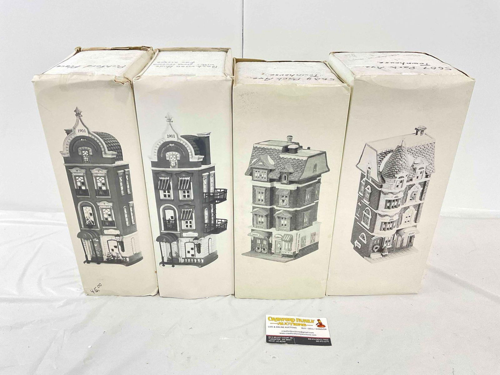 4 pcs LNIB Vintage Department 56 Christmas in the City Ceramic Houses. Excellent Condition. (1 of 8)