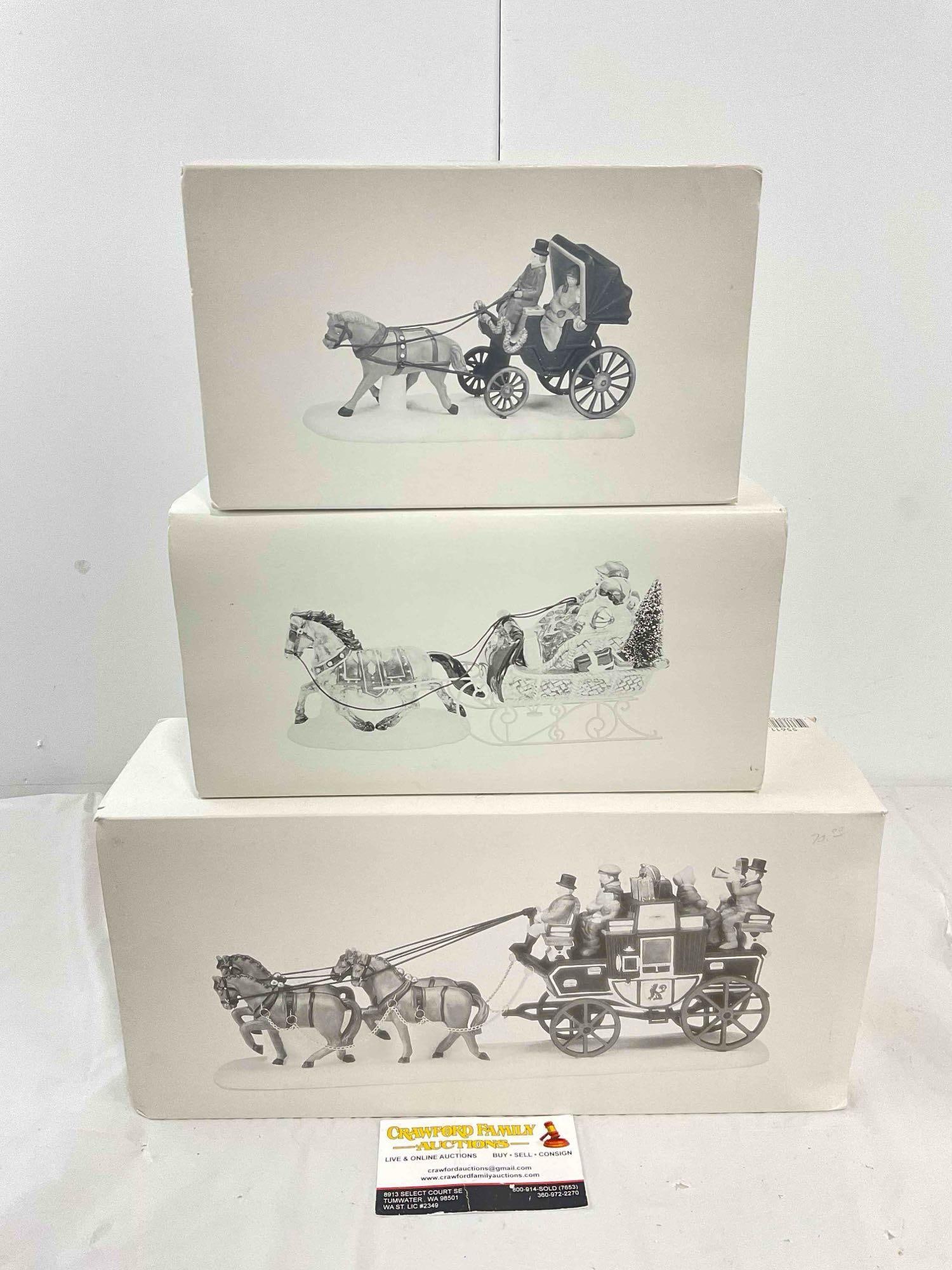 3 pcs LNIB Vintage Department 56 Ceramic Accessories, incl. Holiday Coach. Excellent Cond. (1 of 7)