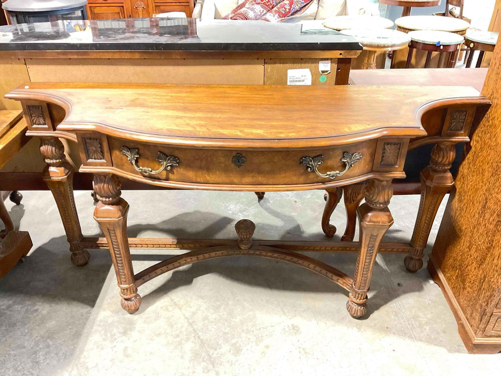 Drexel Heritage Serpentine Wooden Console Table w/ Drawer. Excellent Condition. See pics.: Drexel Heritage Serpentine Wooden Console Table w/ Drawer. Excellent Condition. Measures 71" x 21" x 36" DM-4720 *Freight Required if shipped*