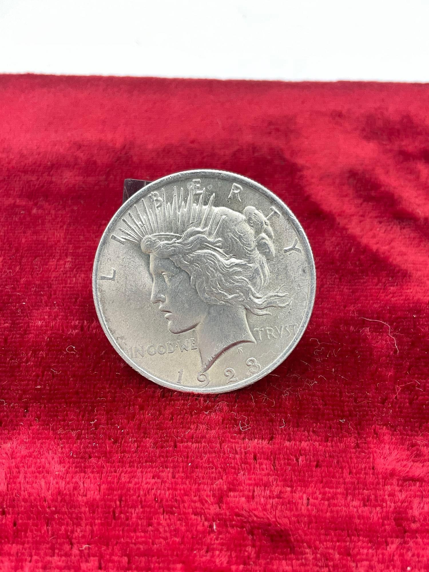 Antique 1923 silver peace Dollar Ch BU nice coin see pics (1 of 2)