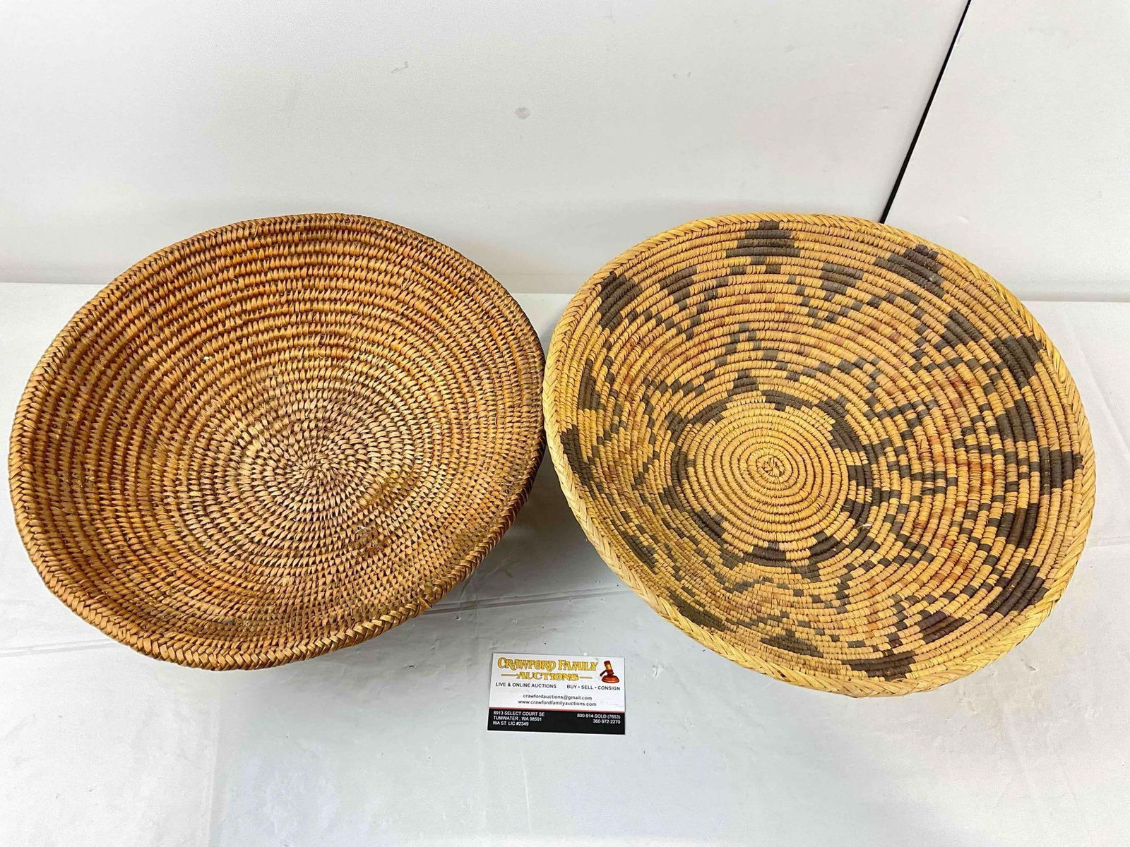 2 pcs Vintage Native American? Woven Natural Basket Bowls. Very Good Condition. See pics. (1 of 8)