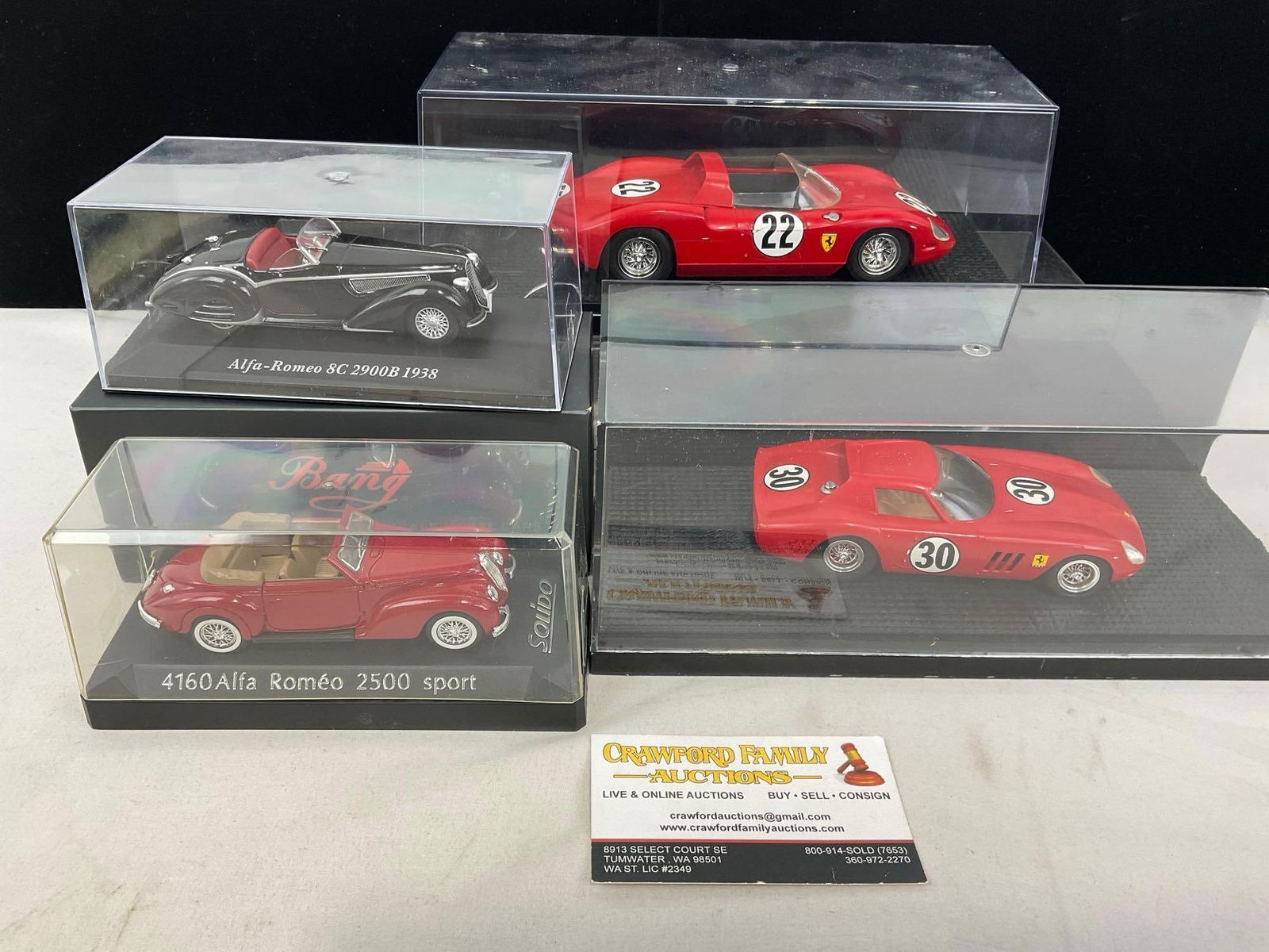 4 Cars Models, 2x Diecast Alfa Romeo 2500 Sport & 8C 2900B 1938 + Ferrari 250P & 250 GTO in cases (1 of 4)