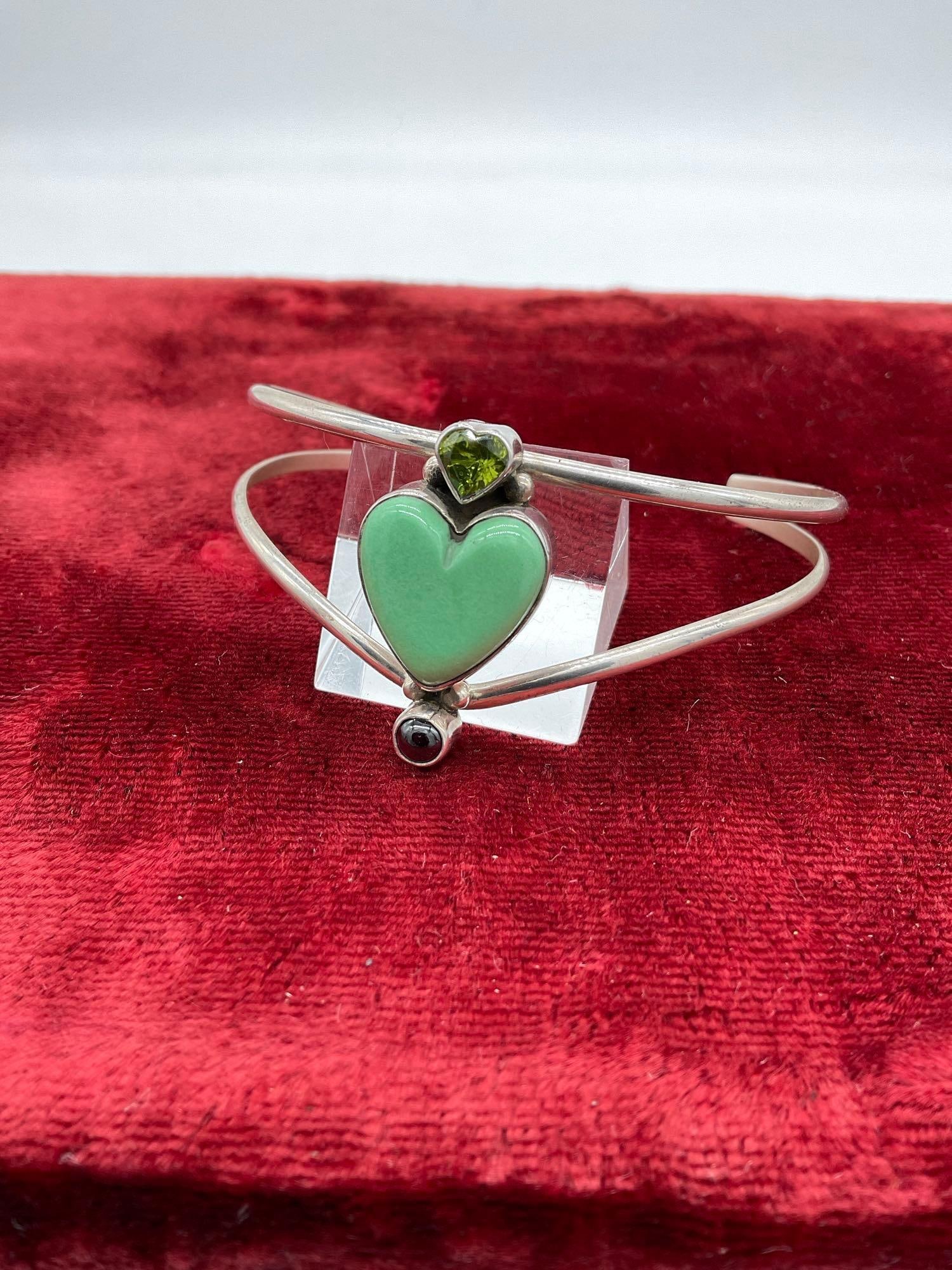 Native American Juan Willie Sterling bracelet w/ green agate heart, peridot & garnet (1 of 4)