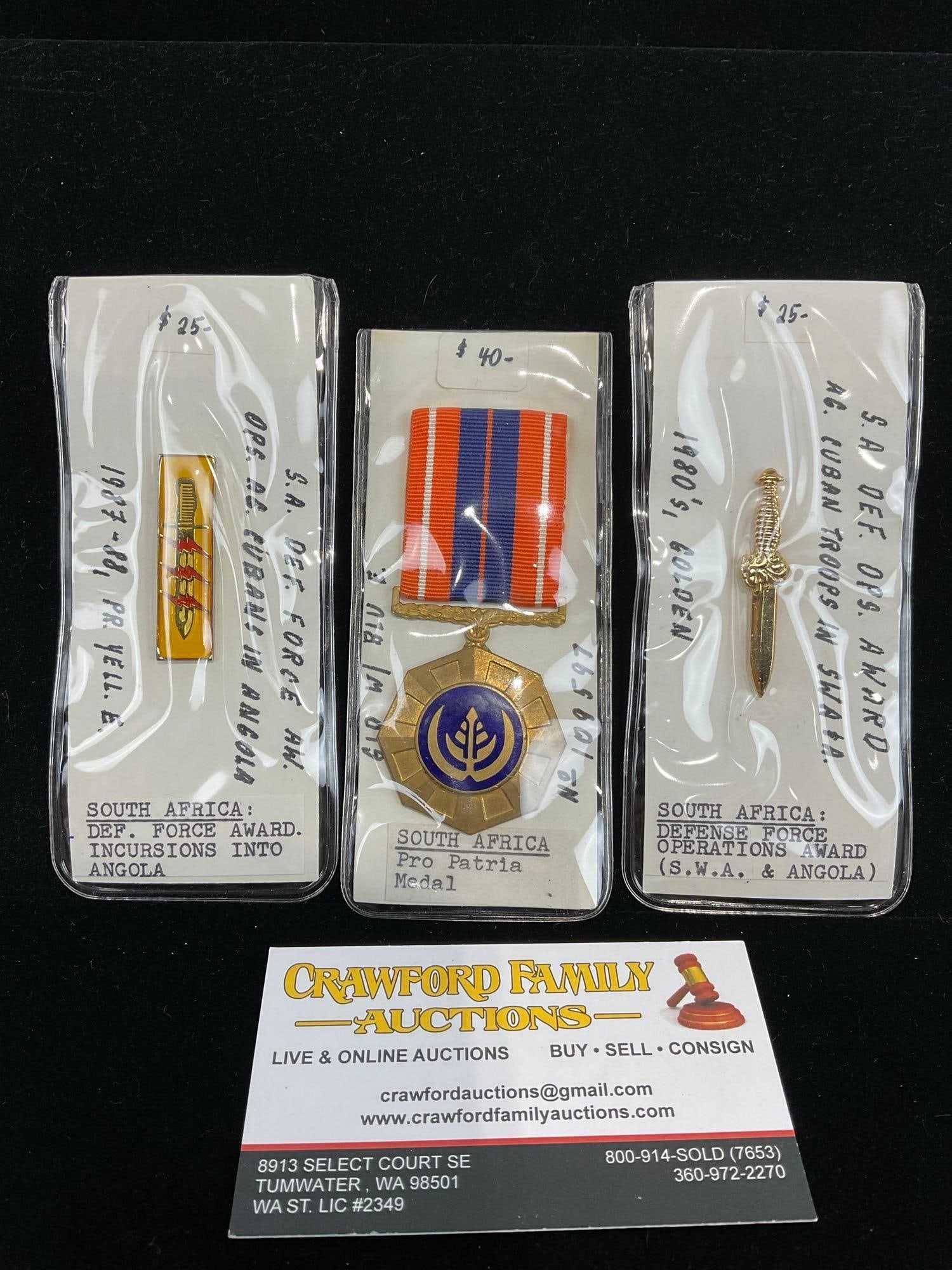 South African Badges, Def. Force Award Angola & Def. Force Operations Award & Pro Patria Medal (1 of 4)