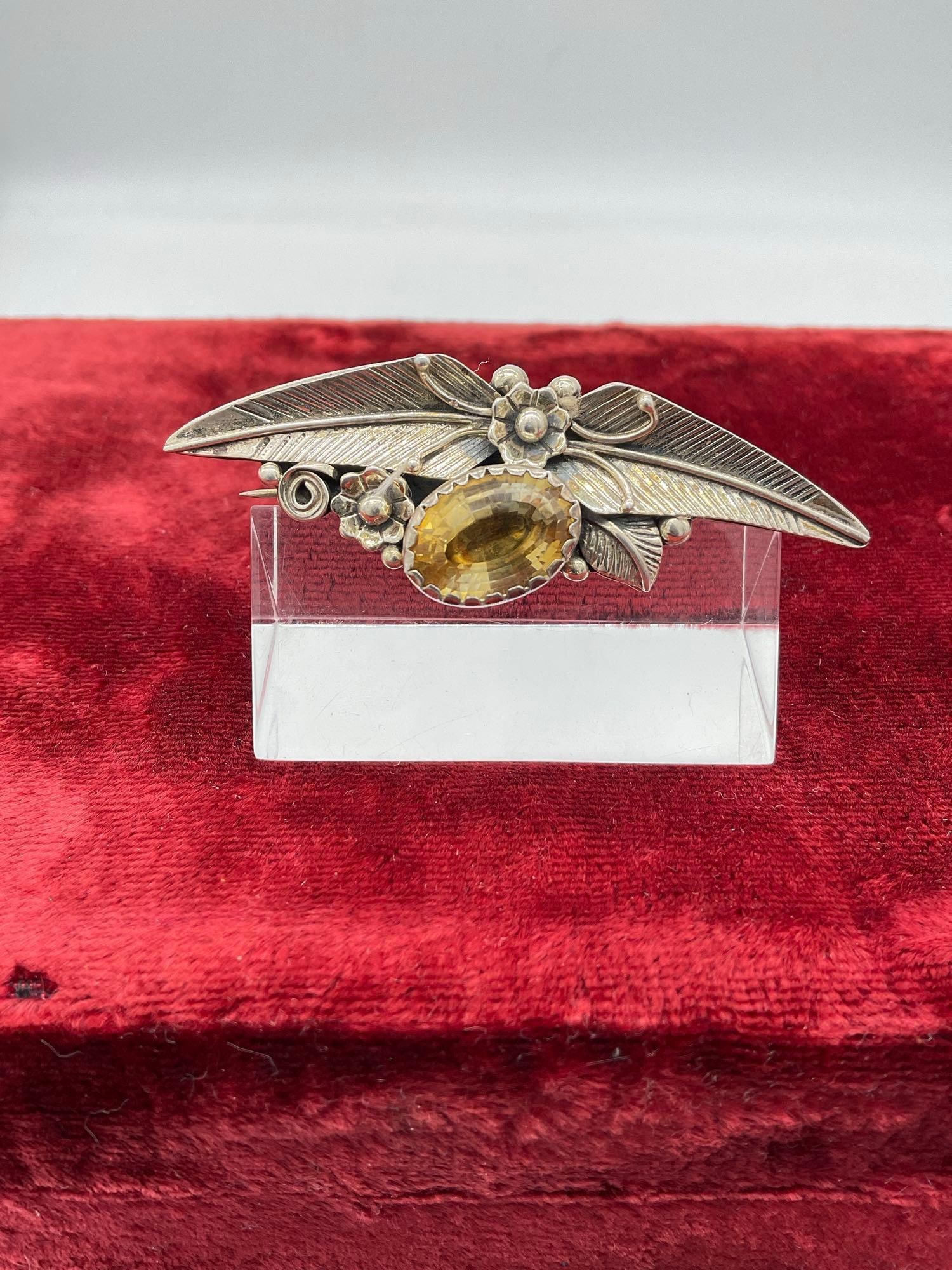 Sam Piaso Native American sterling silver brooch/pin with citrine setting & floral design (1 of 4)