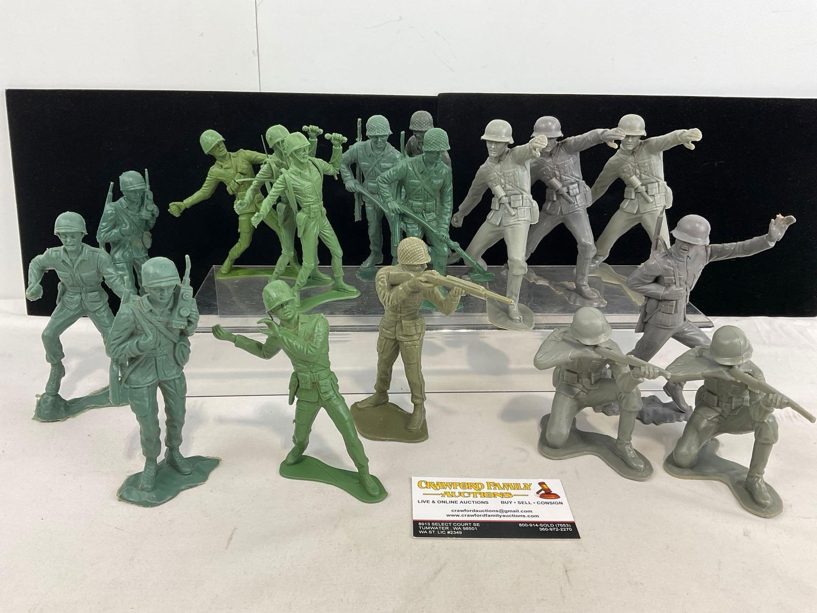 17 Army Men, Plastic Figures, some marked Louis Marx & Co 1963, Green & Gray in color: Appears to be in good shape. The piece measures approx 7h x 15w x 7d inches. See pics. E-5300