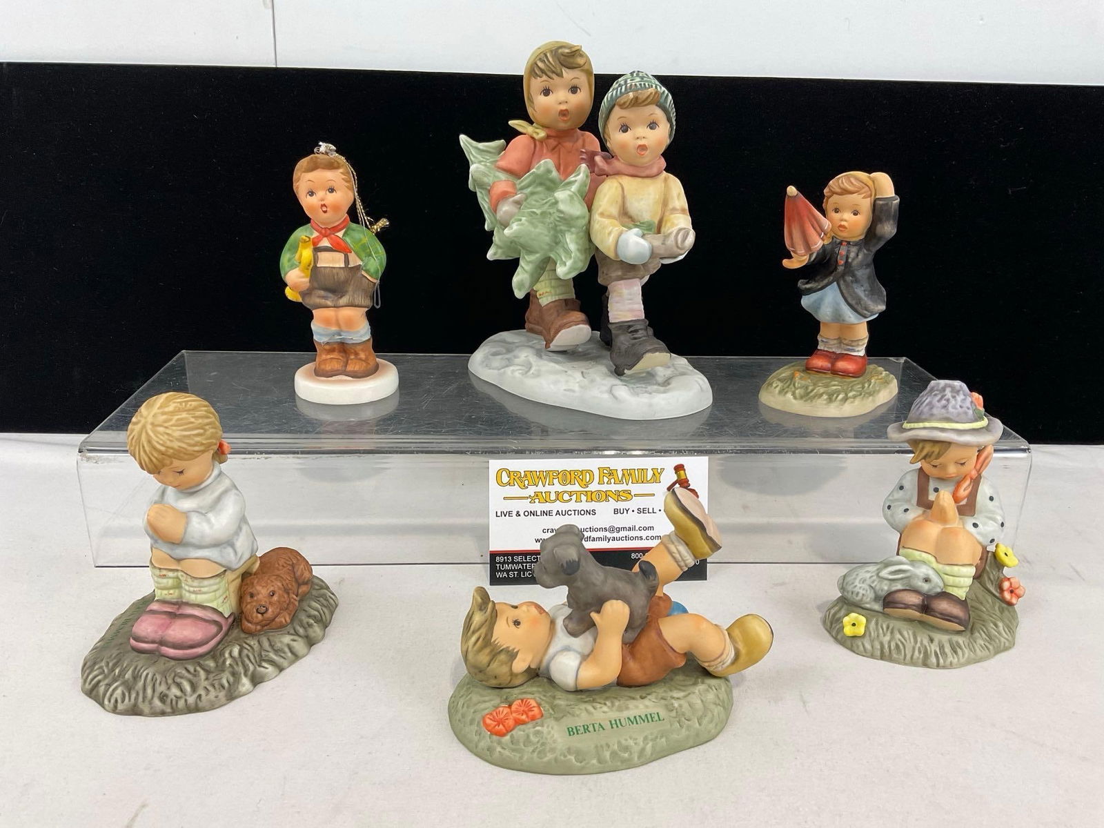 5x Vintage Goebel Porcelain Figures, BH2, BH4, BH12, BH55 & BH115 & Schmid Figure: Silent Prayer BH2, Pals BH4, Tree Trimming Time BH12, Natures Prayer BH55 & Blow Wind Blow BH115. Appears to be in good shape. The piece measures approx 10h x 14w x 11d inches. See pics. E-5300