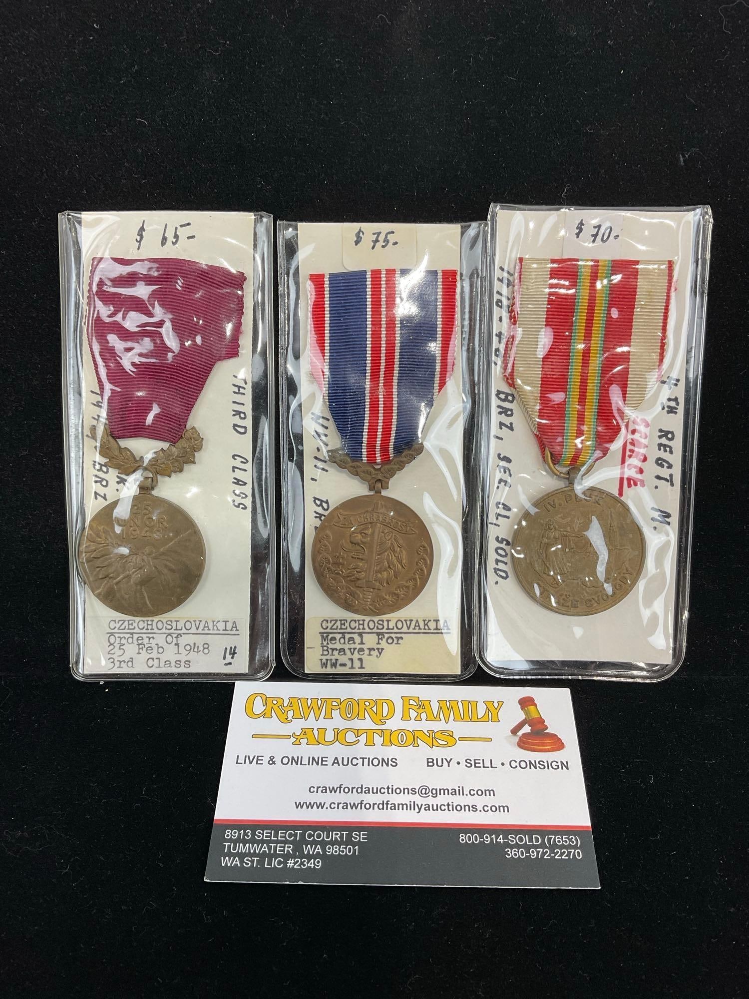 3 Czechoslovakian Medals, Order of 25 Feb 3rd Cl, Medal for Bravery WW2 & Scarce 4th Regiment (1 of 4)