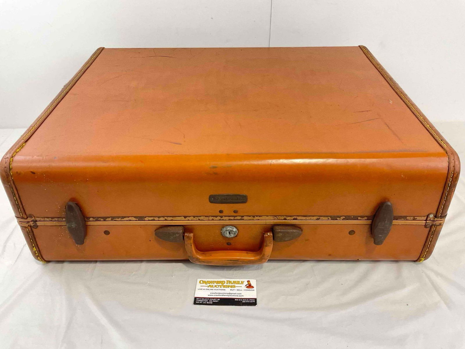 Vintage SAMSONITE Caramel Brown Plastic? Hard Shell Suitcase. Good Condition. See pics. (1 of 11)