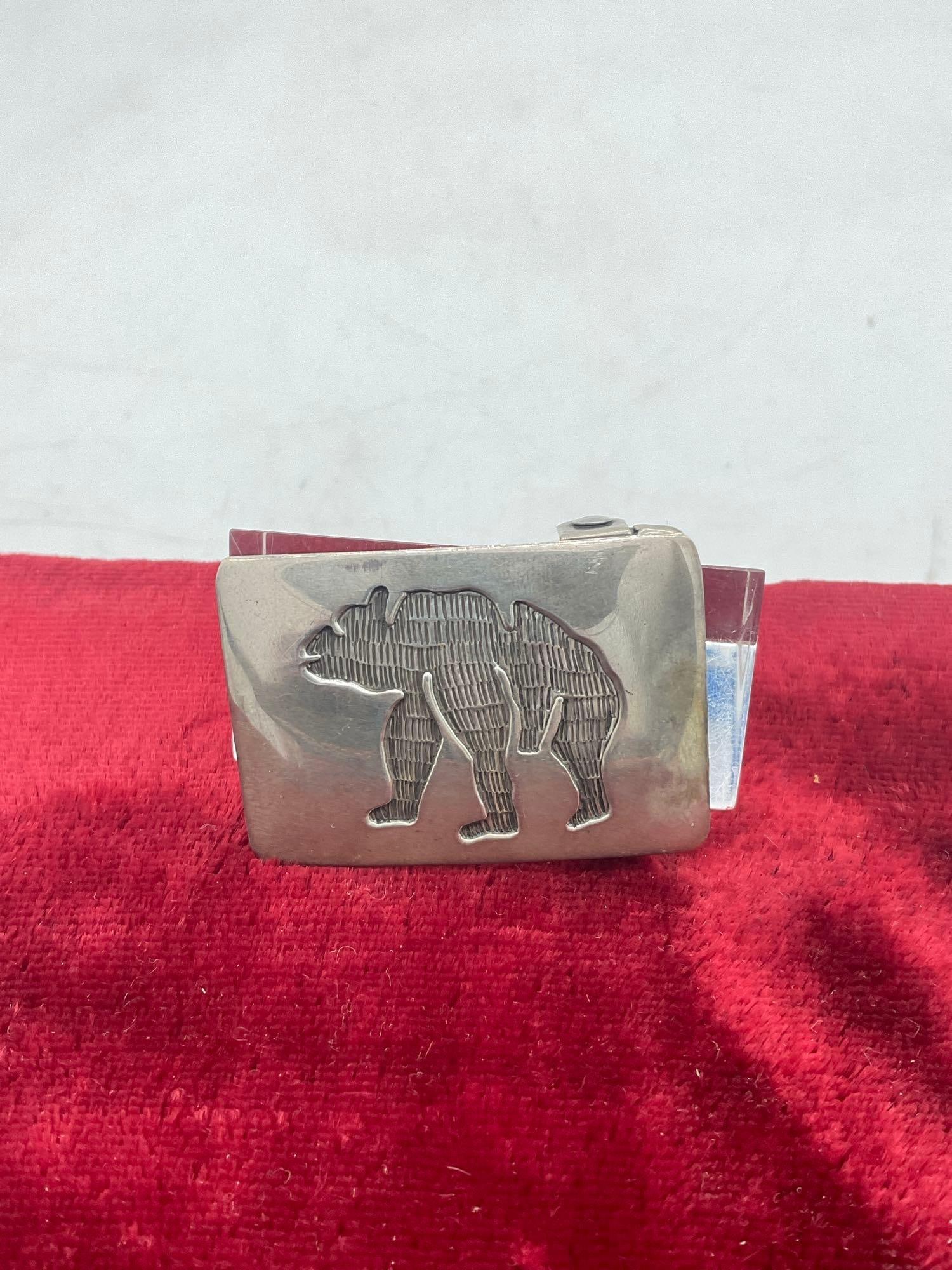 Small Native American Hopi Sterling Women's / Childs Belt Buckle Featuring a Bear: C-5320 Style and other items from this consignor indicate a Hopi Artist 1 3/4" x 1 1/4 " Nice piece signed "B" 