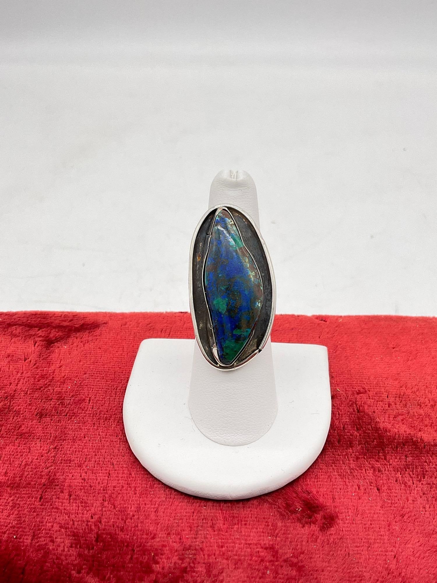 Vintage SW Native American Made Sterling Silver Ring W/ polished Azurite Stone (1 of 4)