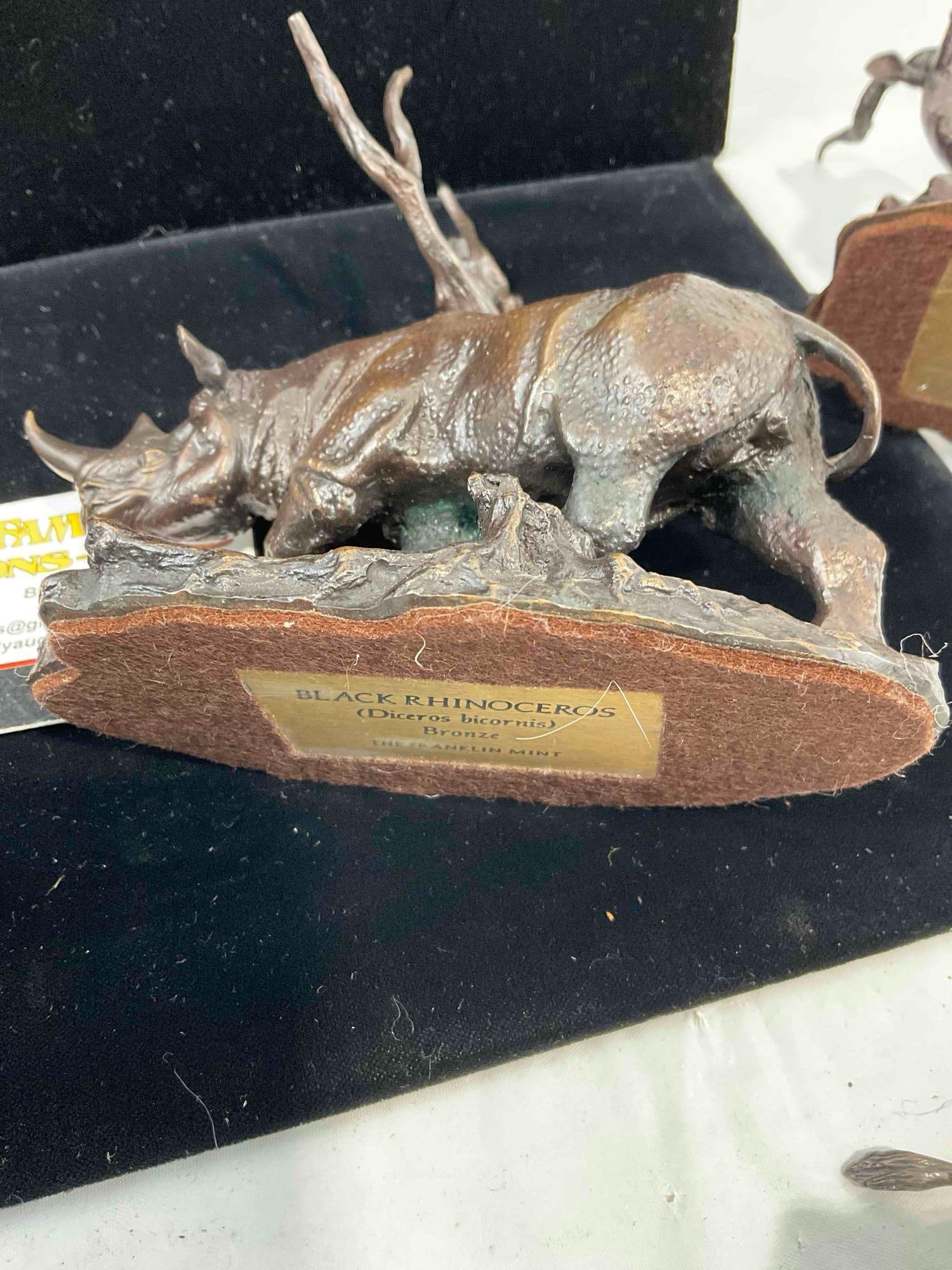 4 pcs Vintage Franklin Mint Bronze Animal Statuettes, incl. Lion, Giraffe, Rhino & Kudu. See pics. - 10