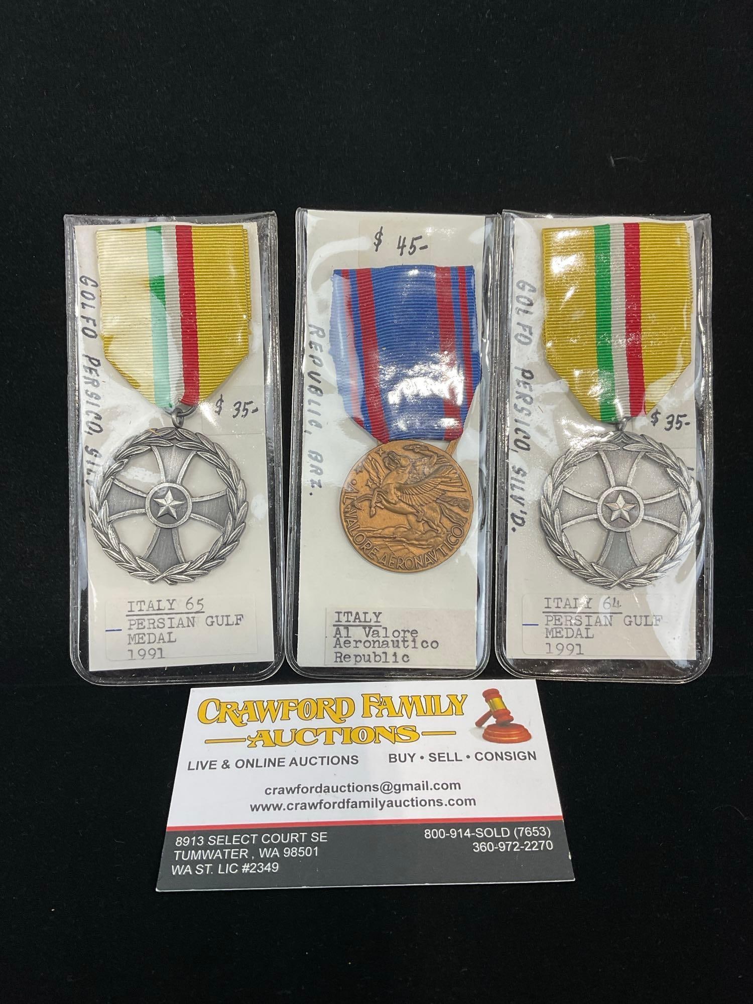 3 Italian Medals, 2x Persian Gulf Medals 1991 & Al Valore Aeronautico Republic, Bronze: All from a single collection, these are briefly described on the tag and were kept in a display. They measure approx 6h x 3w x 2d inches. See pics. E-5300 