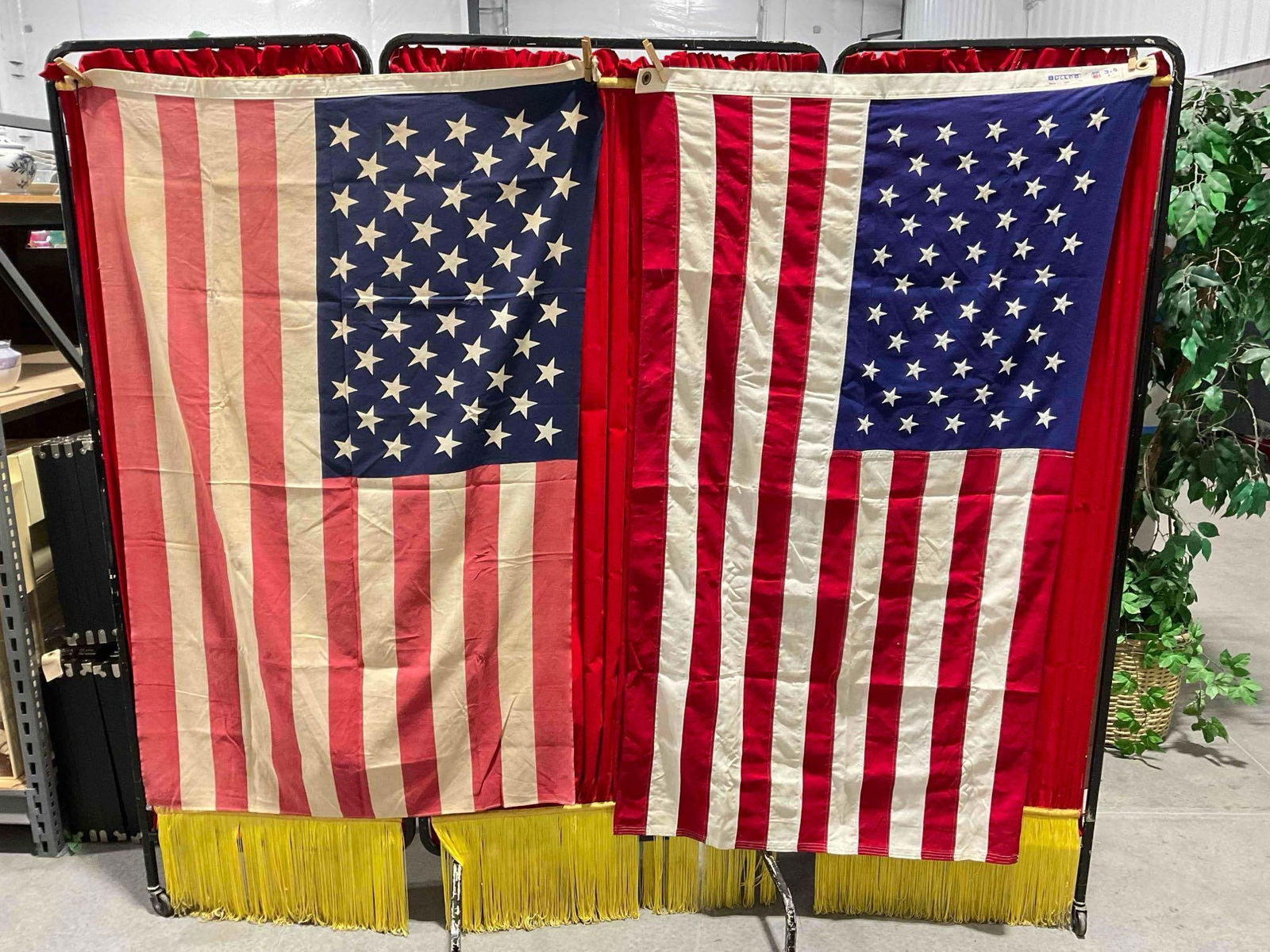 2 pcs Vintage 50 Star American Flags, 1x Bulldog Cotton & 1x Unmarked. Very Good Condition.: 2 pcs Vintage 50 Star American Flags, 1x Bulldog Cotton & 1x Unmarked. Very Good Condition. Have Wear indicative of age, otherwise in otherwise very good condition. Larger measures 36" x 60" DM-53
