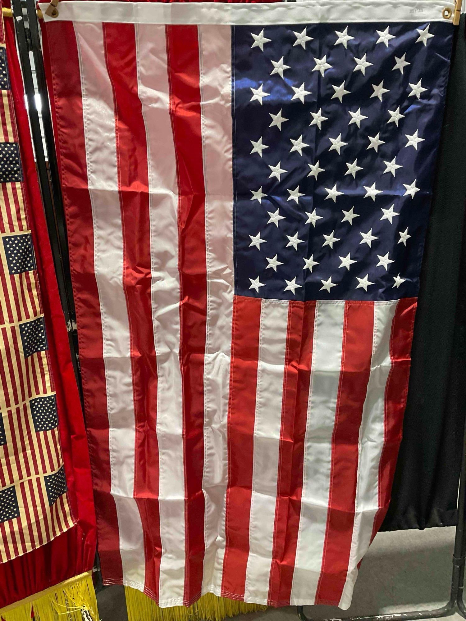 5 pcs Flag Assortment, incl. 3x American Flags, 1x Fabric Yardage & 1x British Flag. See pics. - 2