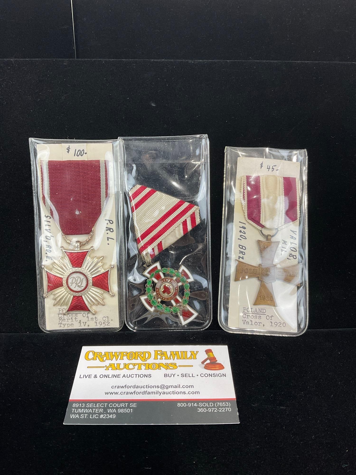 2 Polish Medals, Cross of Merit 1st Class Type 4, 1952, Cross of Valor 1920 & Austro Hungarian Cr...: Austro-Hungarian Honour Decoration of the Red Cross, 2nd Class. All from a single collection, these are briefly described on the tag and were kept in a display. They measure approx 6h x 3w x 2d