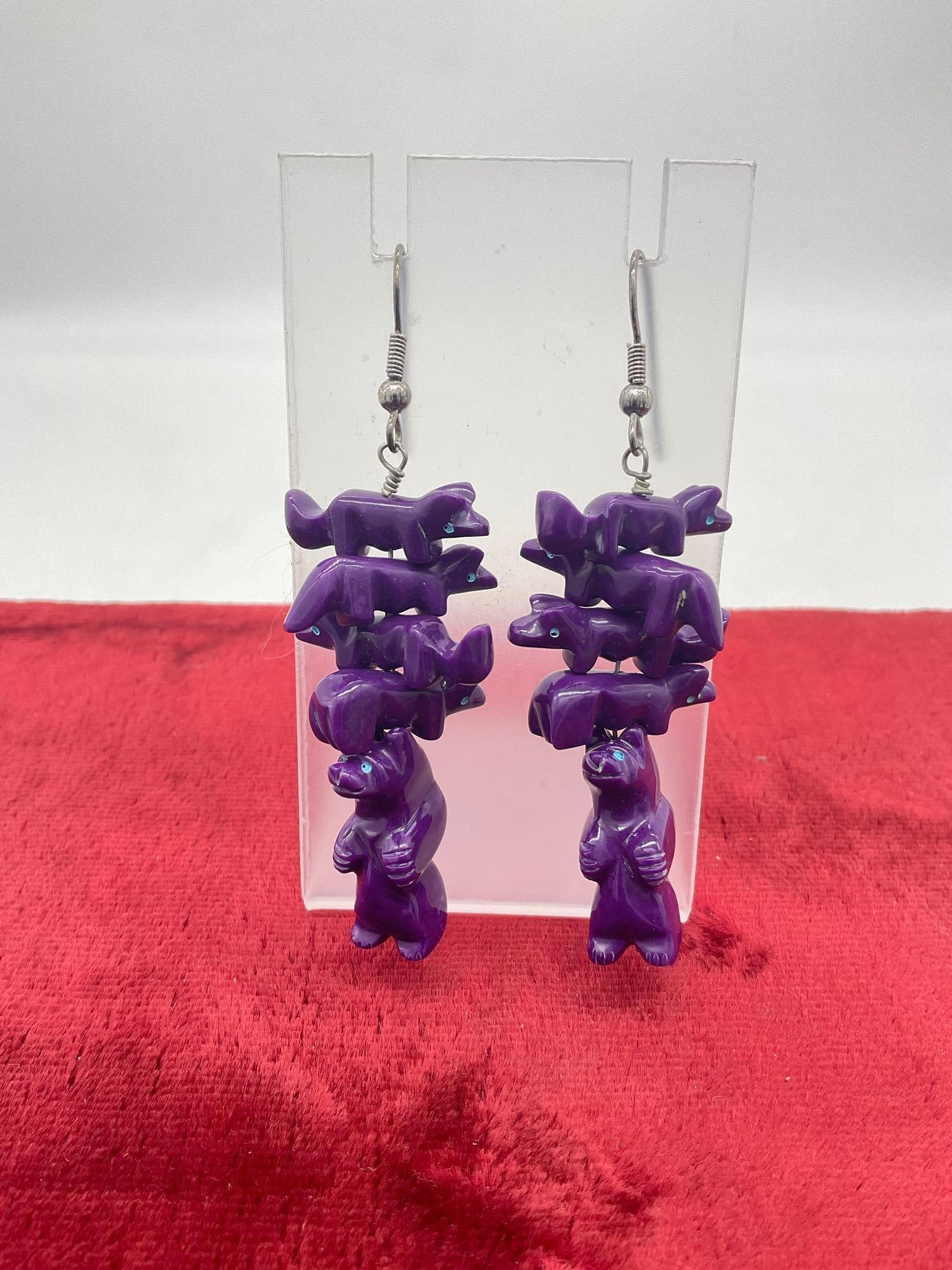 Rare SW Native American purple onyx bear and fox fetishes earring pair - unsigned: Jc-5320 