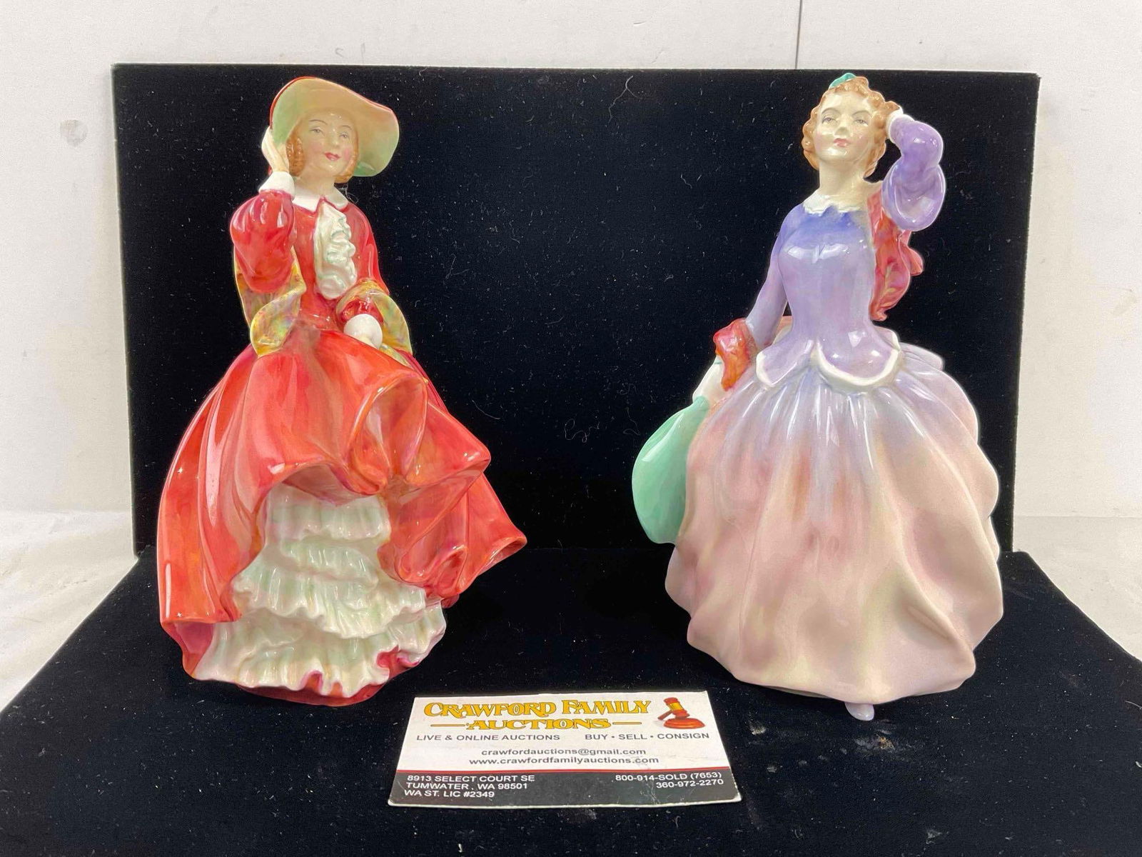 2 pcs Vintage Royal Doulton Porcelain Lady Statuettes, incl. Top o' the Hill & Blithe Morning. (1 of 7)