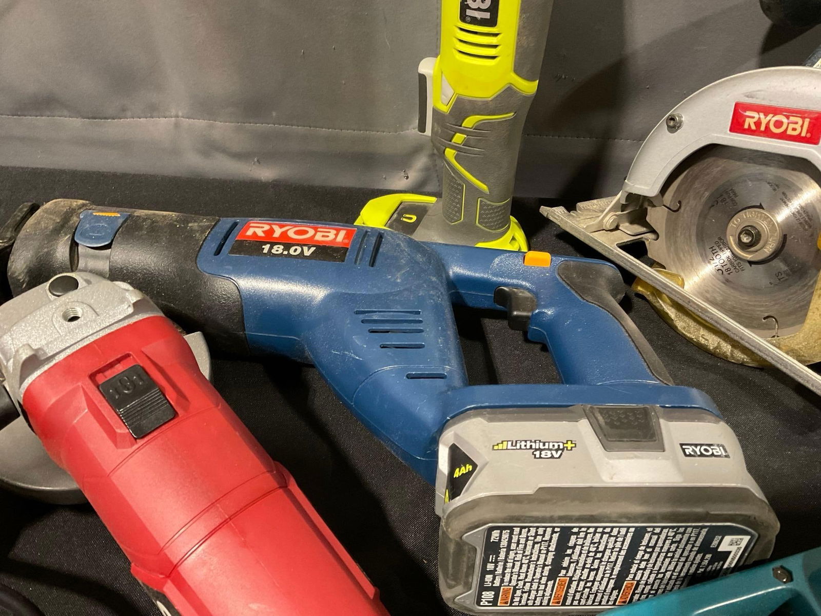 3 Ryobi Tools, Screwdriver, Rec Saw, Saw & Battery, Skil Angle Grinder & Makita Recipro Saw JR3000V - 3