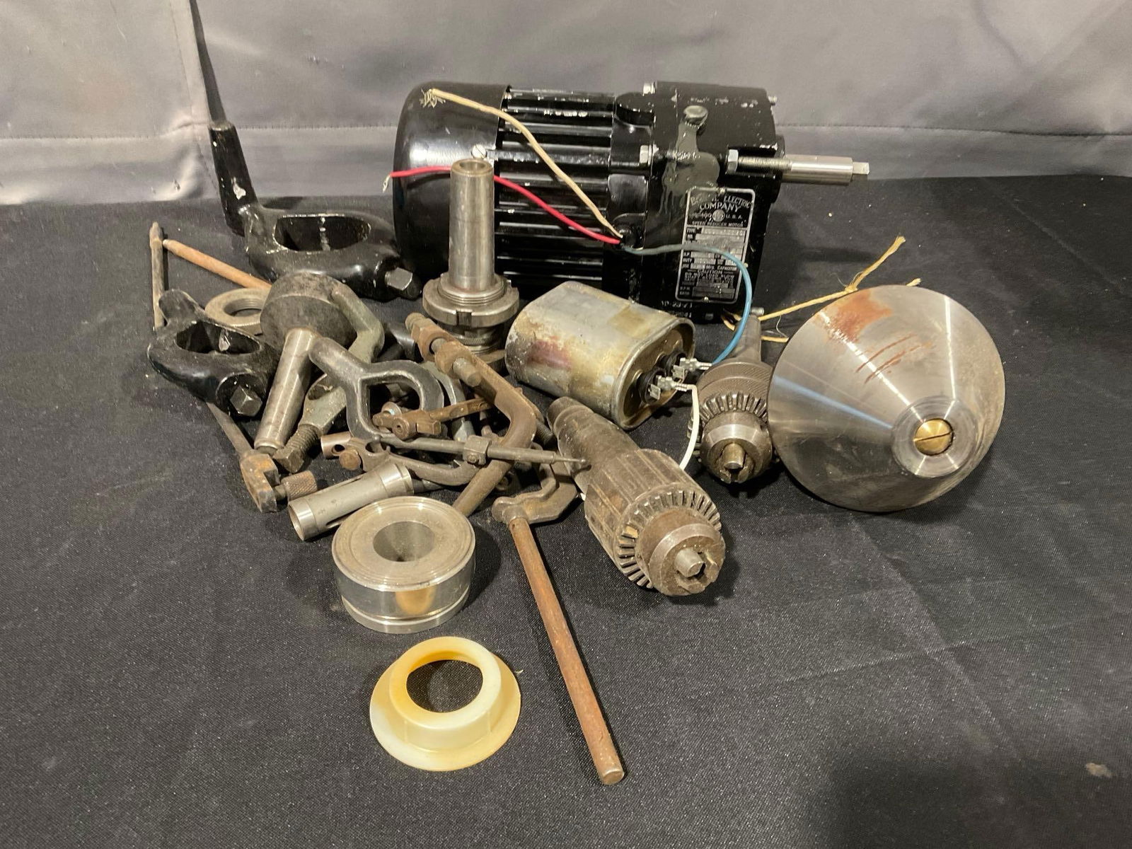 Vintage Bodine Electric Co Speed Reducer Motor, Handful of Chucks, Vises, & more (1 of 4)