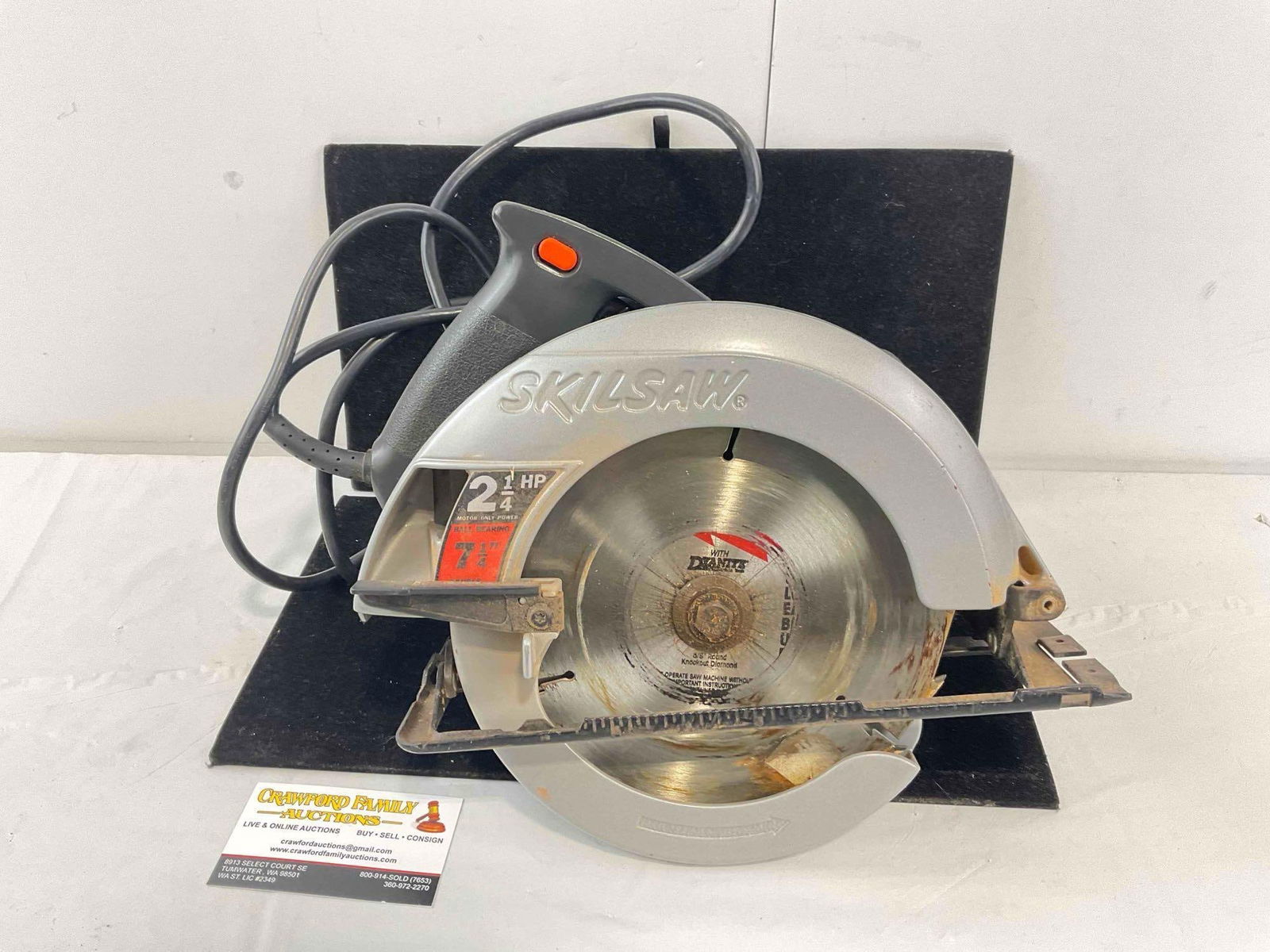 Skilsaw 7.25" Circular Saw Model 5250. Tested, Works. Very Good Condition. See pics. (1 of 8)