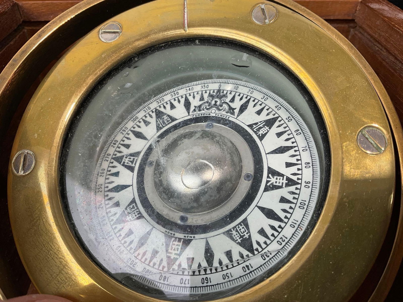 Vintage Steamer Brand Ship Brass Gimbaled Nautical Compass in Wooden Box, 5h x 7w x 7d inches - 3
