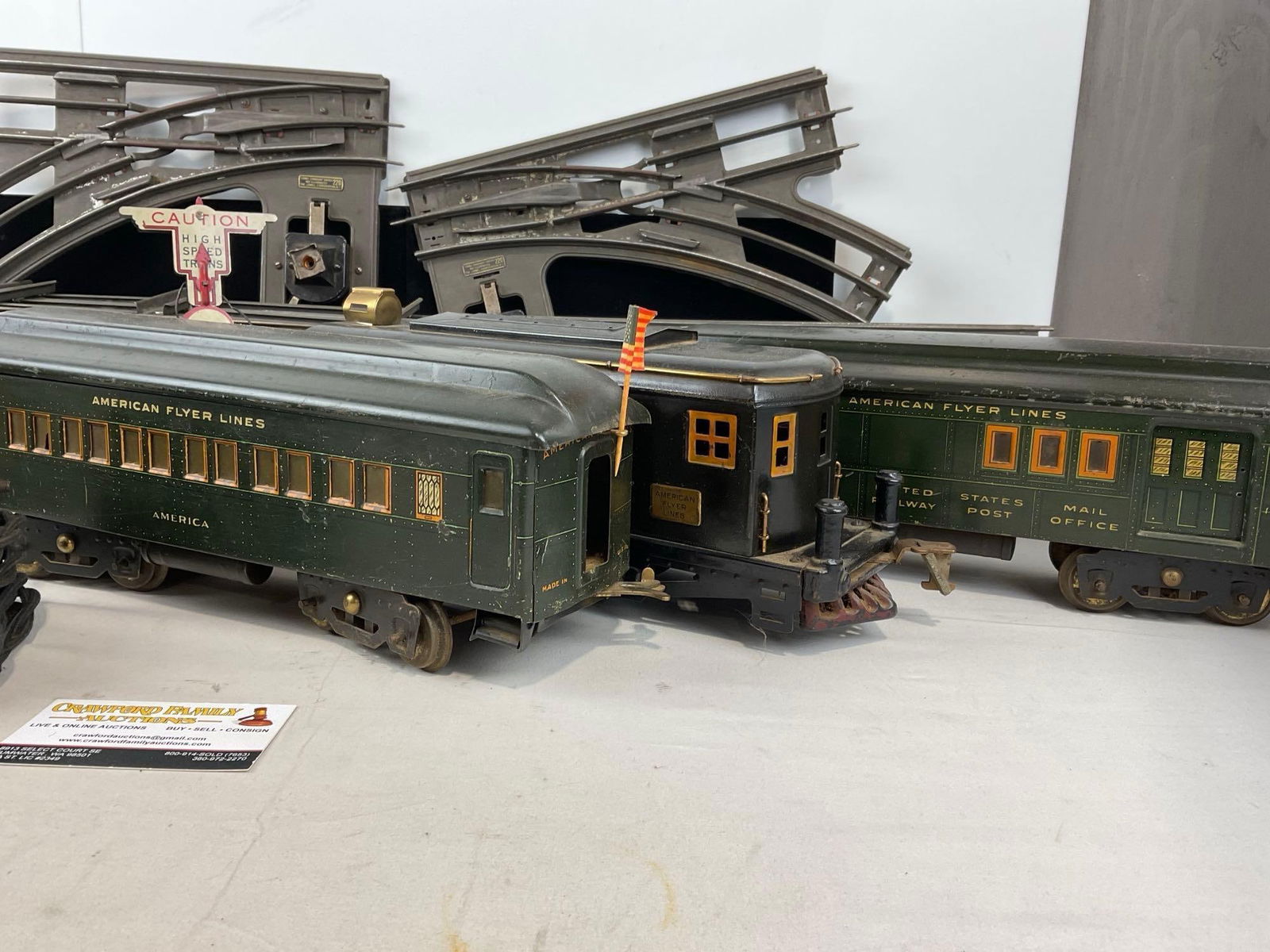 HO Scale Trains, 3 American Flyer Lines Cars, Transformer, 30+ pieces of curved & straight track - 3