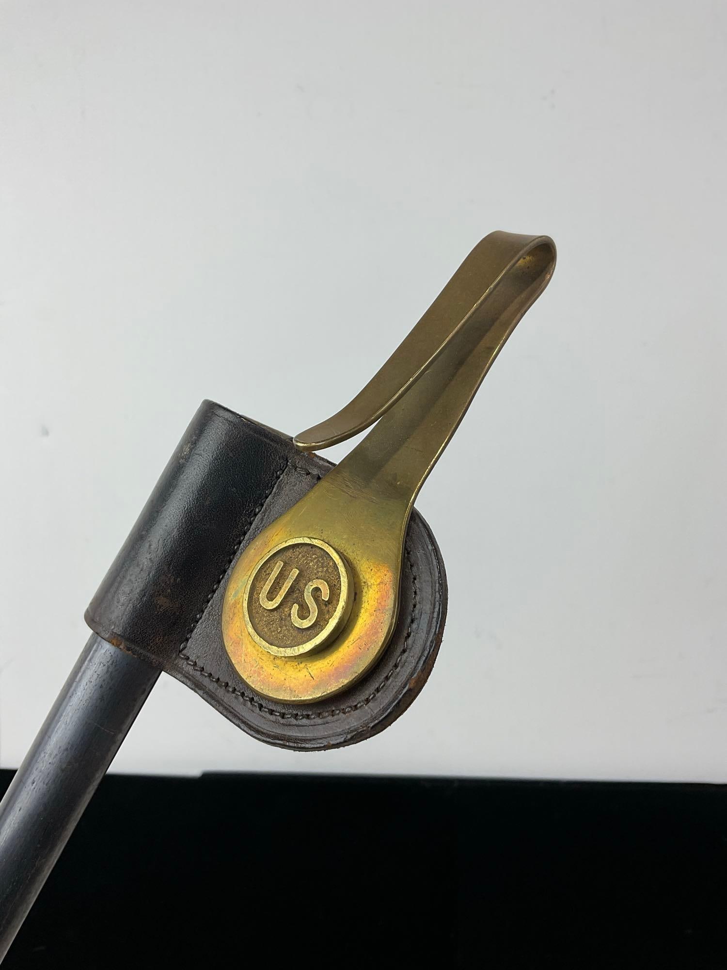 US Model 1873 Springfield Bayonet w/Scabbard & Leather Belt Hanger, 25h x 6w x 4d in, 17 inch blade - 6