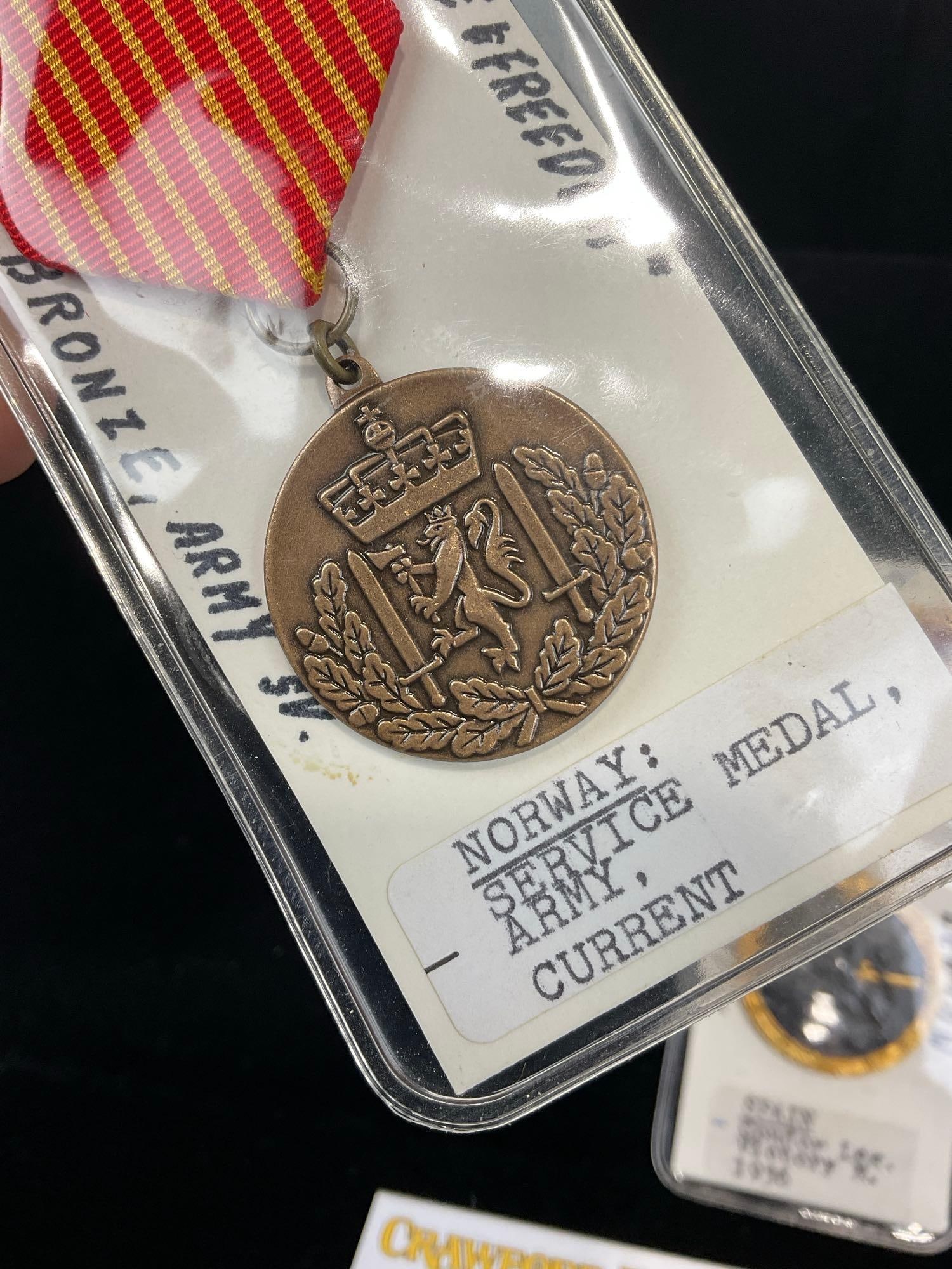 Pair of Medals, Norway Service Medal Army Bronze & 1936 Spanish Condor Legion (Fascist) 1936 - 2