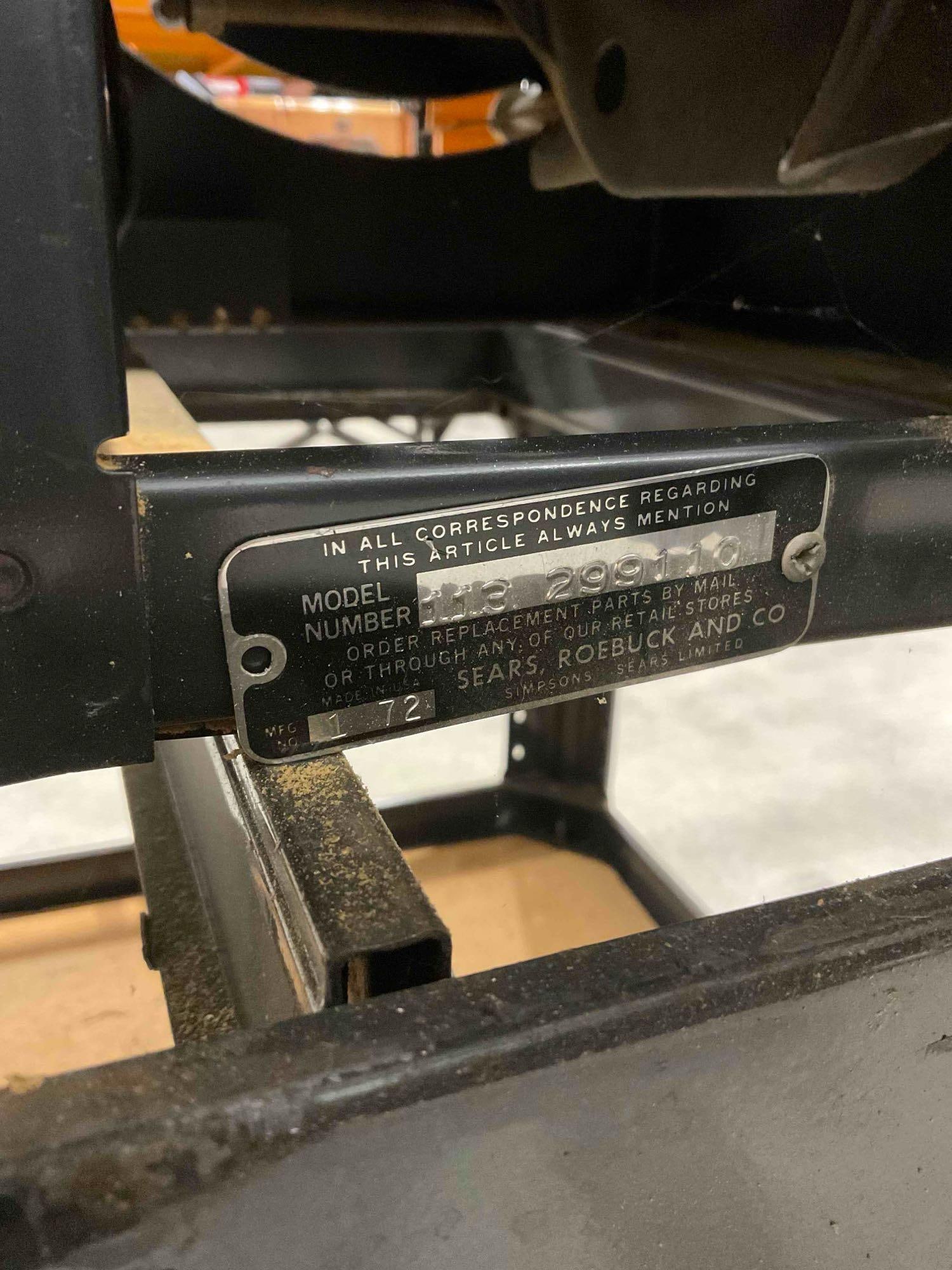 Sears Craftsman 10" Bench Saw Model 113.229110 w/ Biesemeyer Fence System. Tested, Turns On. - 9