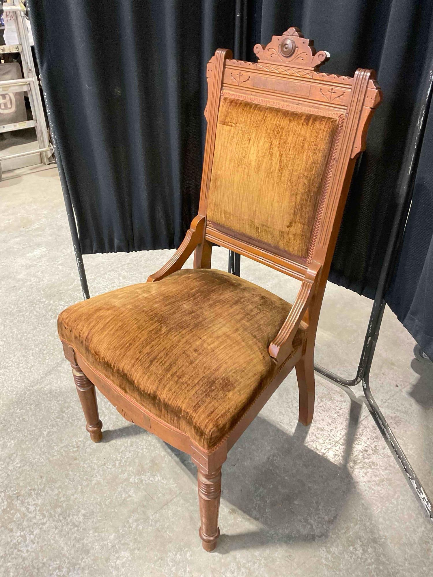 Lovely Antique Eastlake Walnut Side Chair w/ Brown Velvet Upholstery & Spoon Carvings. See pics. - 2