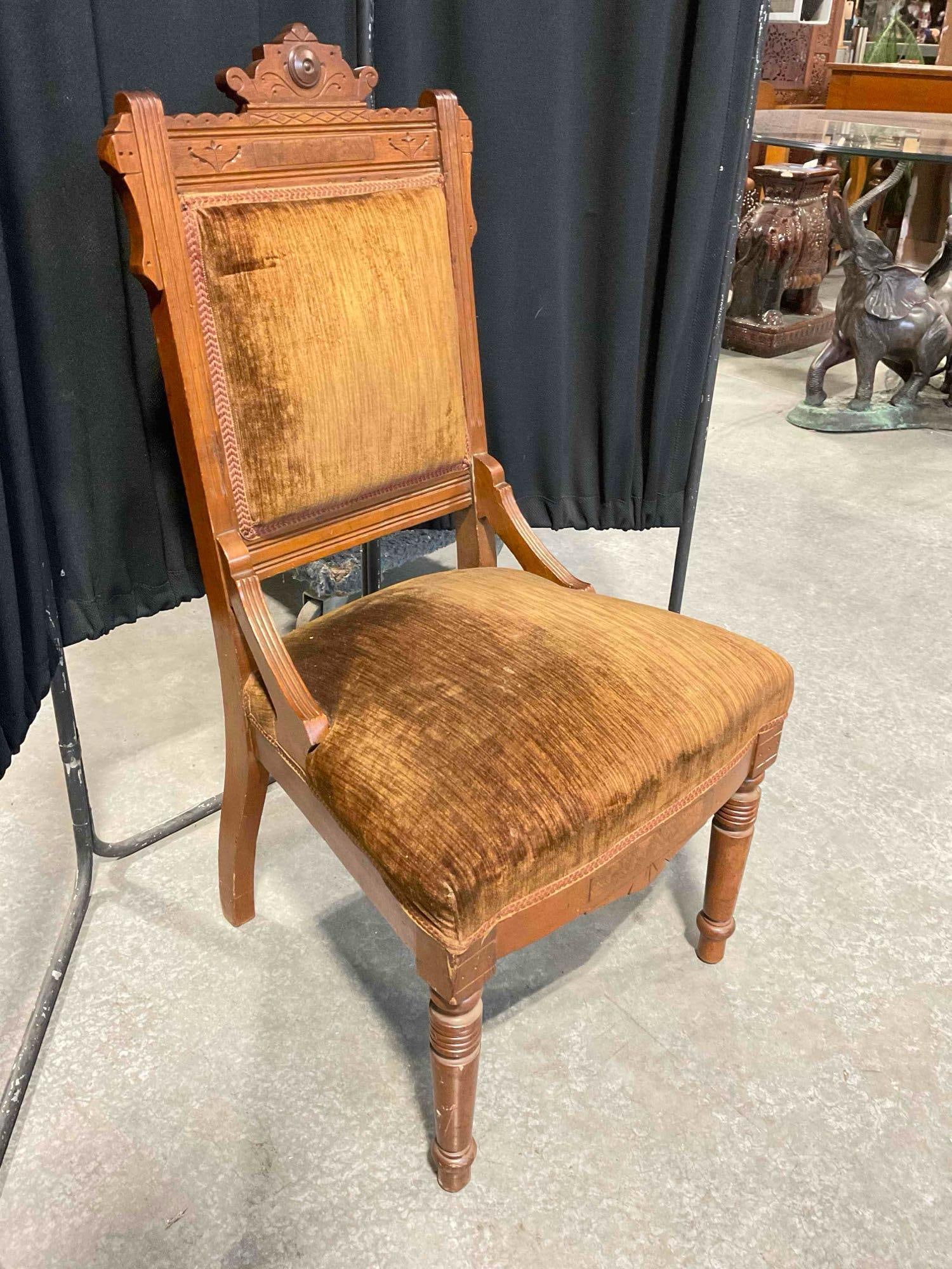 Lovely Antique Eastlake Walnut Side Chair w/ Brown Velvet Upholstery & Spoon Carvings. See pics. - 3