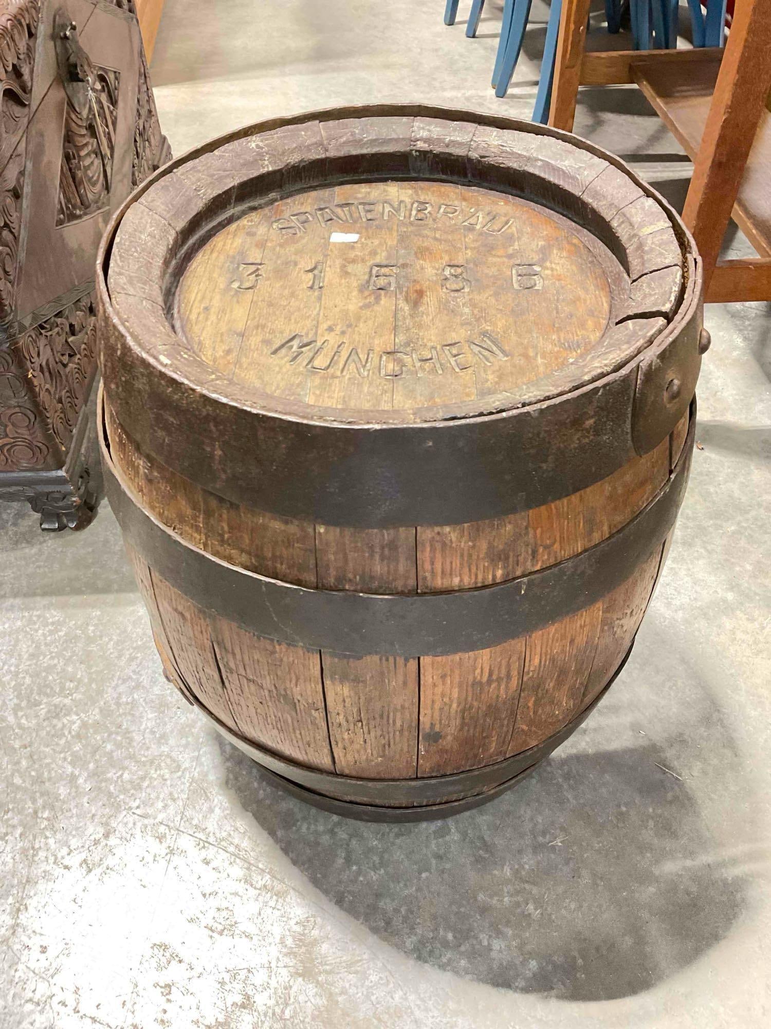 Antique German Wood Beer Barrel w/ Cast Iron Hoops for Spatenbrau Brewery in Munchen. See pics. (1 of 6)