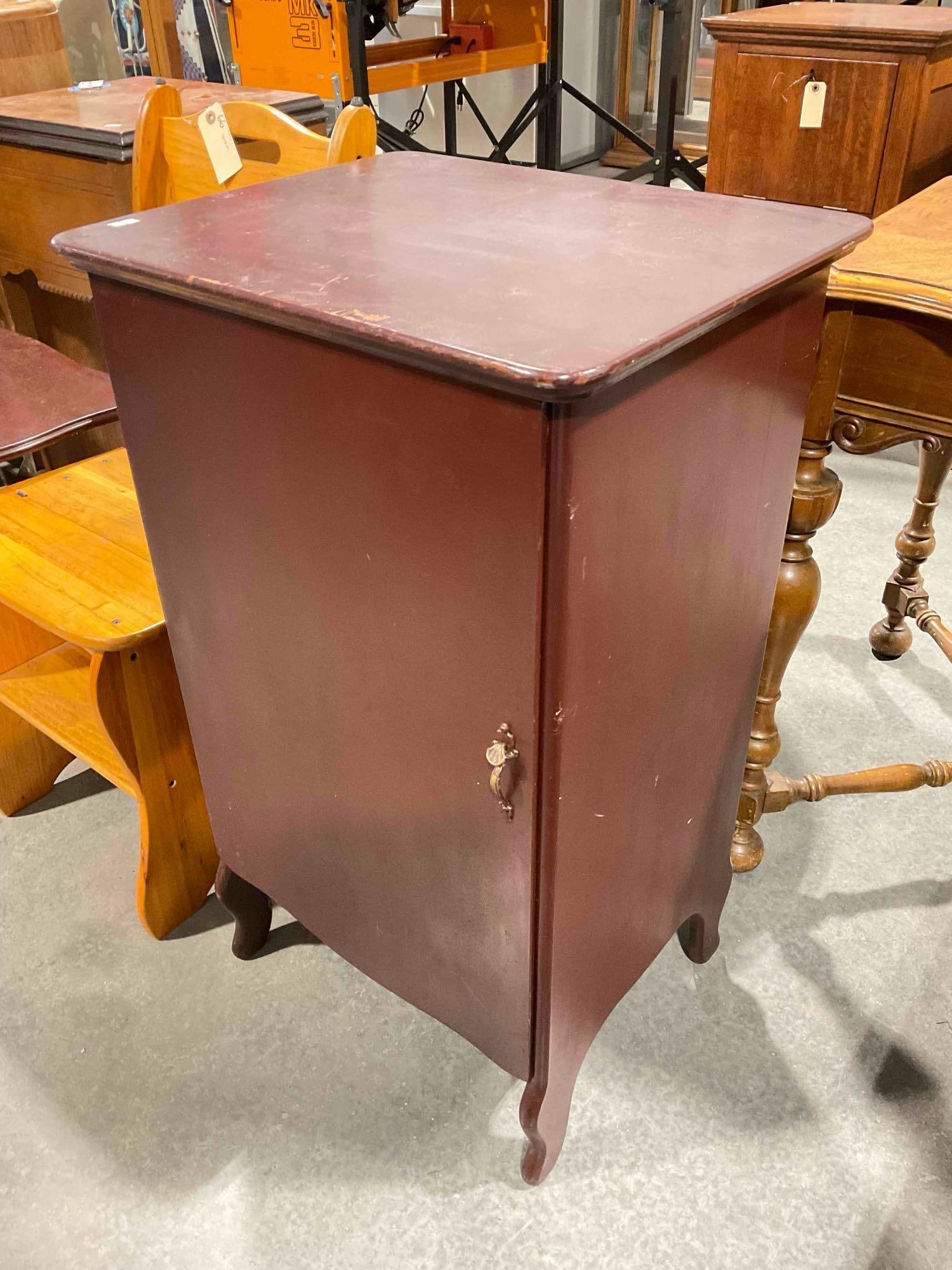 Vintage Chocolate Brown Painted Wooden Record Cabinet. Very Good Condition. See pics. - 3