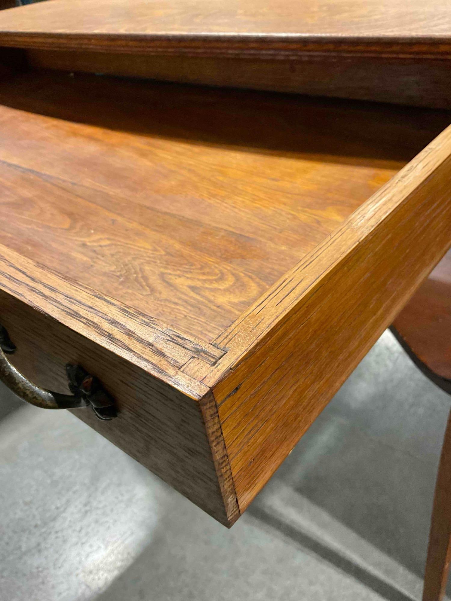 Antique Arts & Crafts? Style Tiger Oak 2-Tier Side Table w/ Drawer. Excellent Condition. See pics. - 6