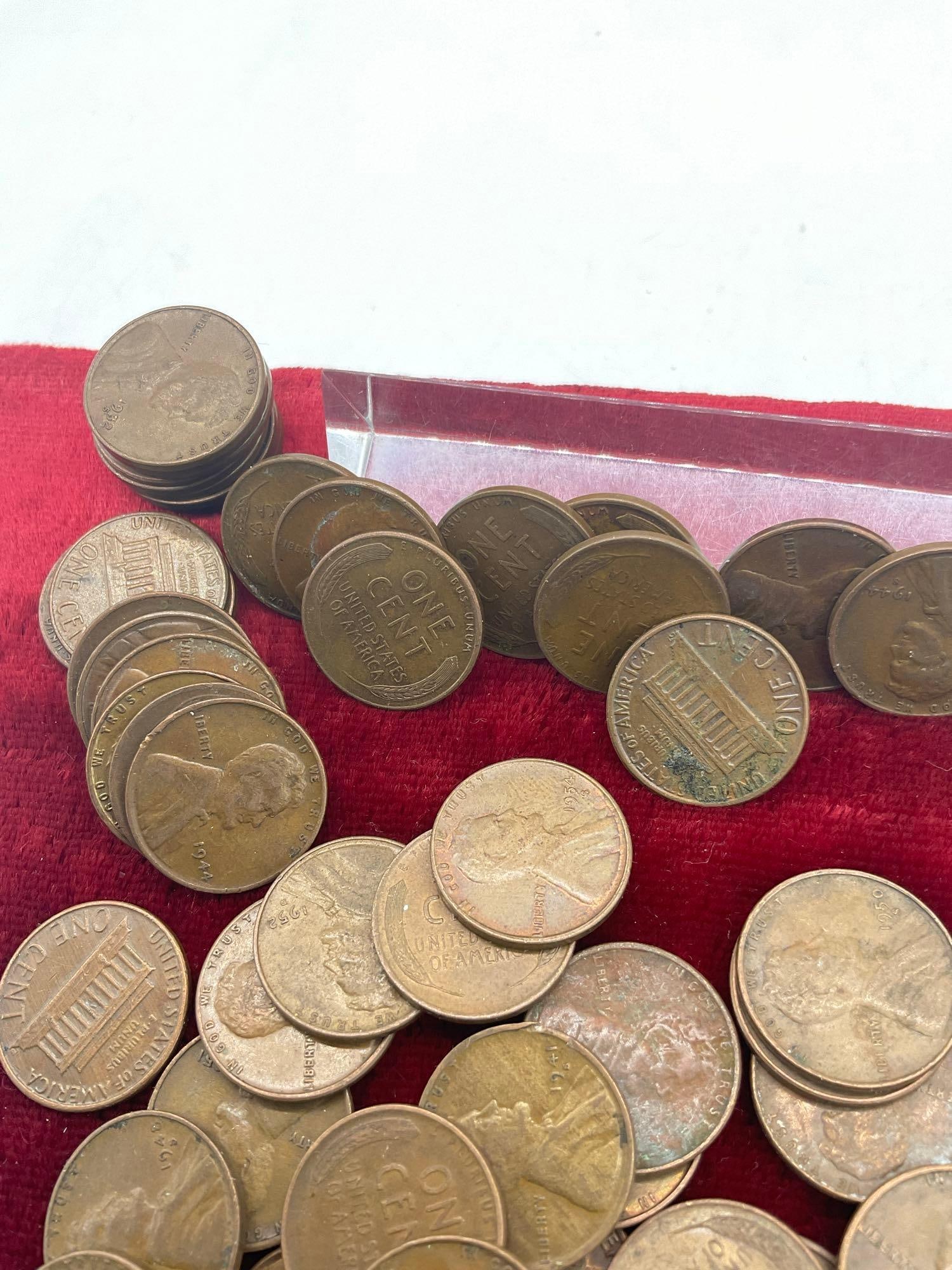 Collection of approximately 100 un researched wheat pennies - 4