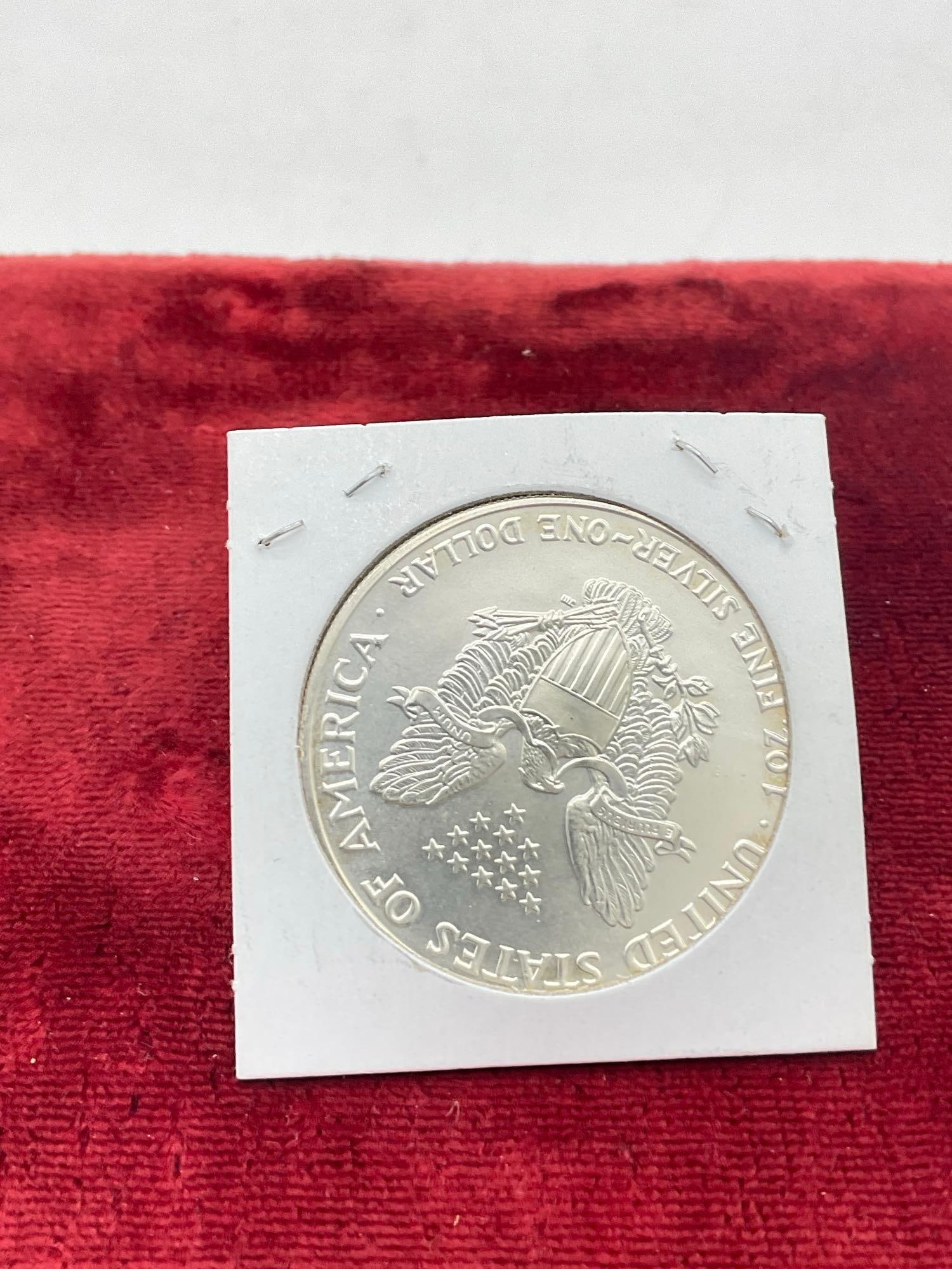 1992 US Mint American .999 1 oz Silver Eagle Coin - 2