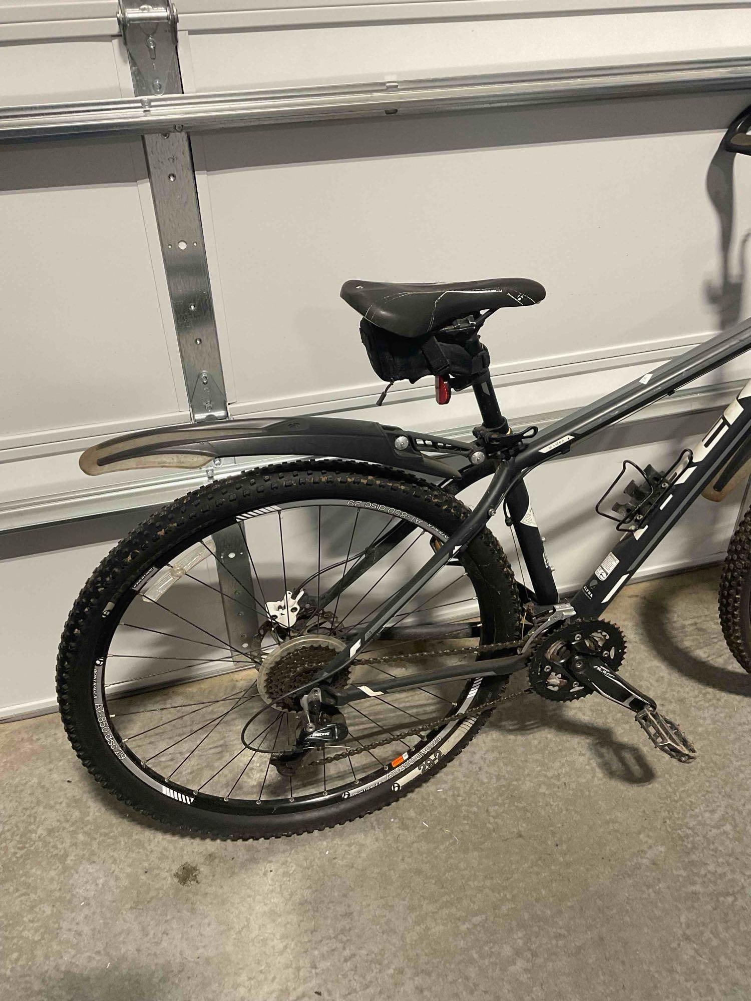 Trek Mamba 27 Speed Mountain Bike From the Gary Fisher Collection w/ Rockshox Suspension - 3