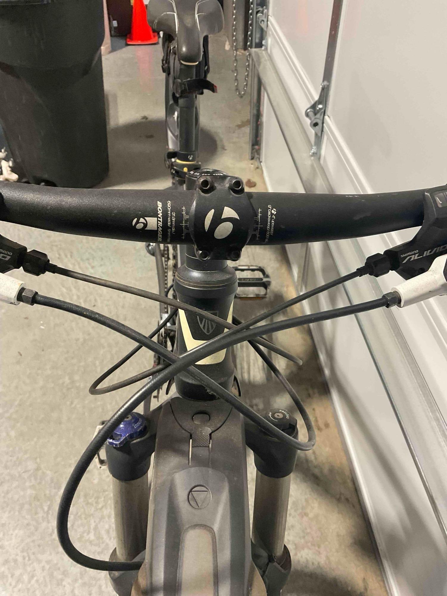 Trek Mamba 27 Speed Mountain Bike From the Gary Fisher Collection w/ Rockshox Suspension - 6