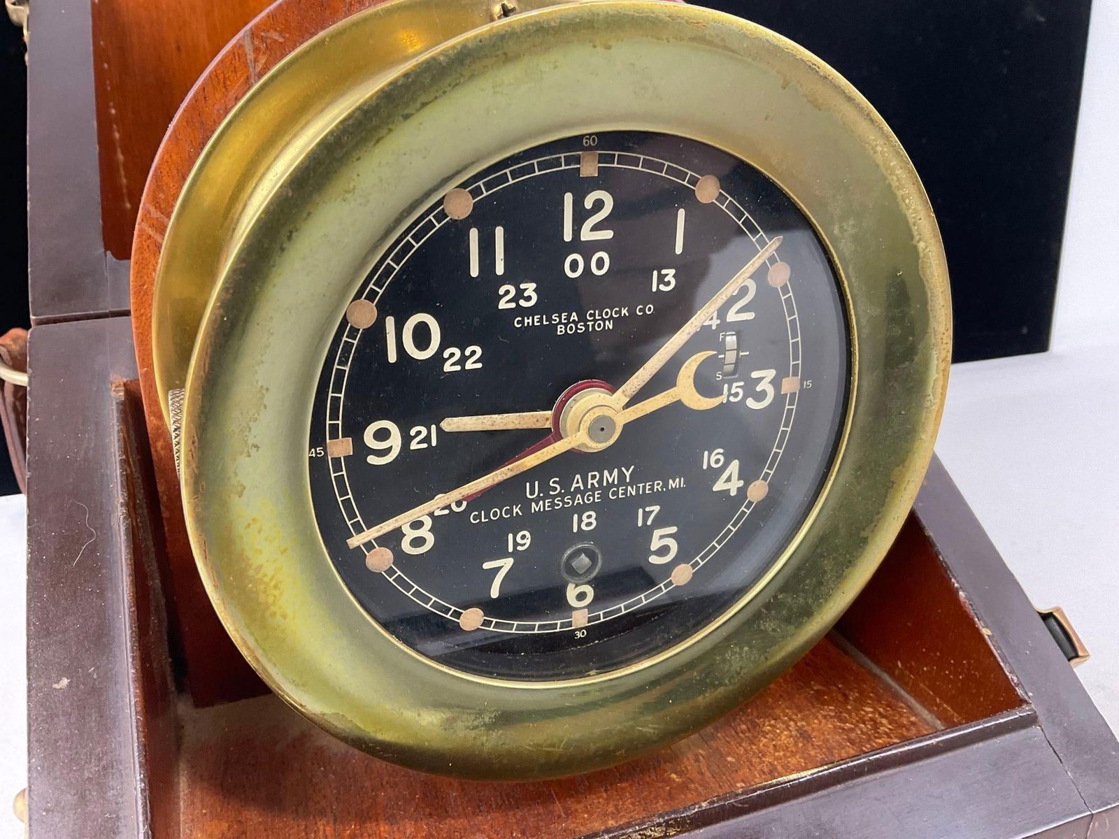 Chelsea Clock Co. US Army Clock Message Center Mark 1 Deck Clock in Original Wood Carrying Case - 2