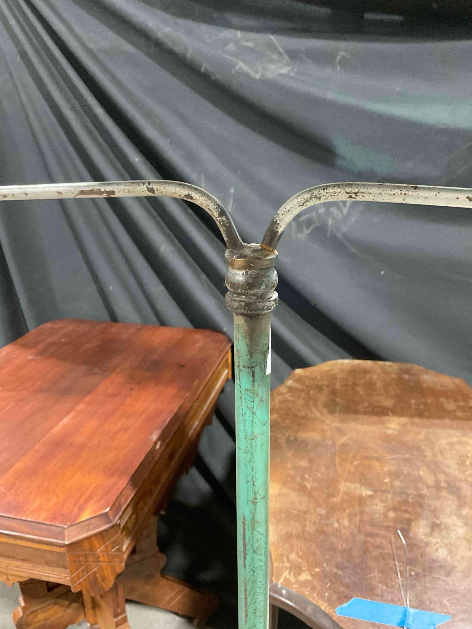 Antique Hendrix Metal Bird Cage w/ Beautifully Painted Stand. Very Good Condition. See pics. - 5